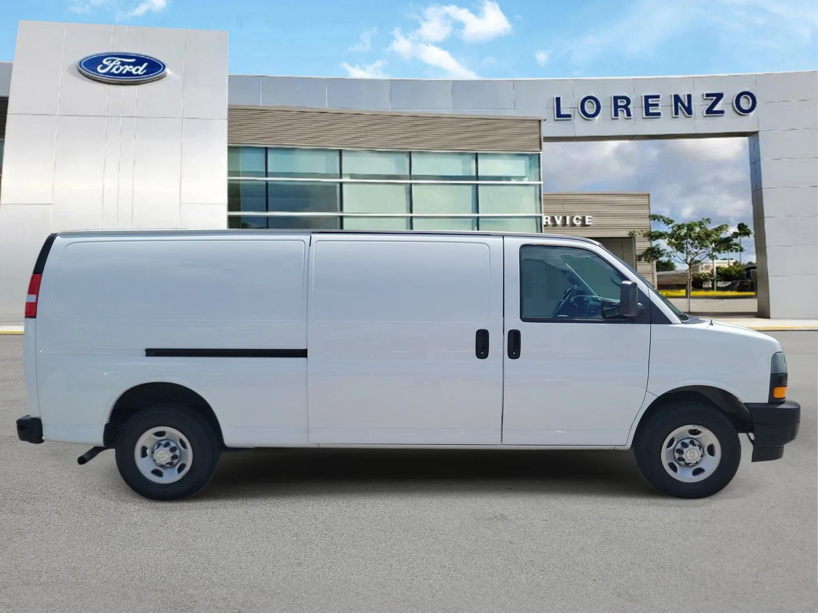 2023 Chevrolet Express Cargo Van Work Van photo 4