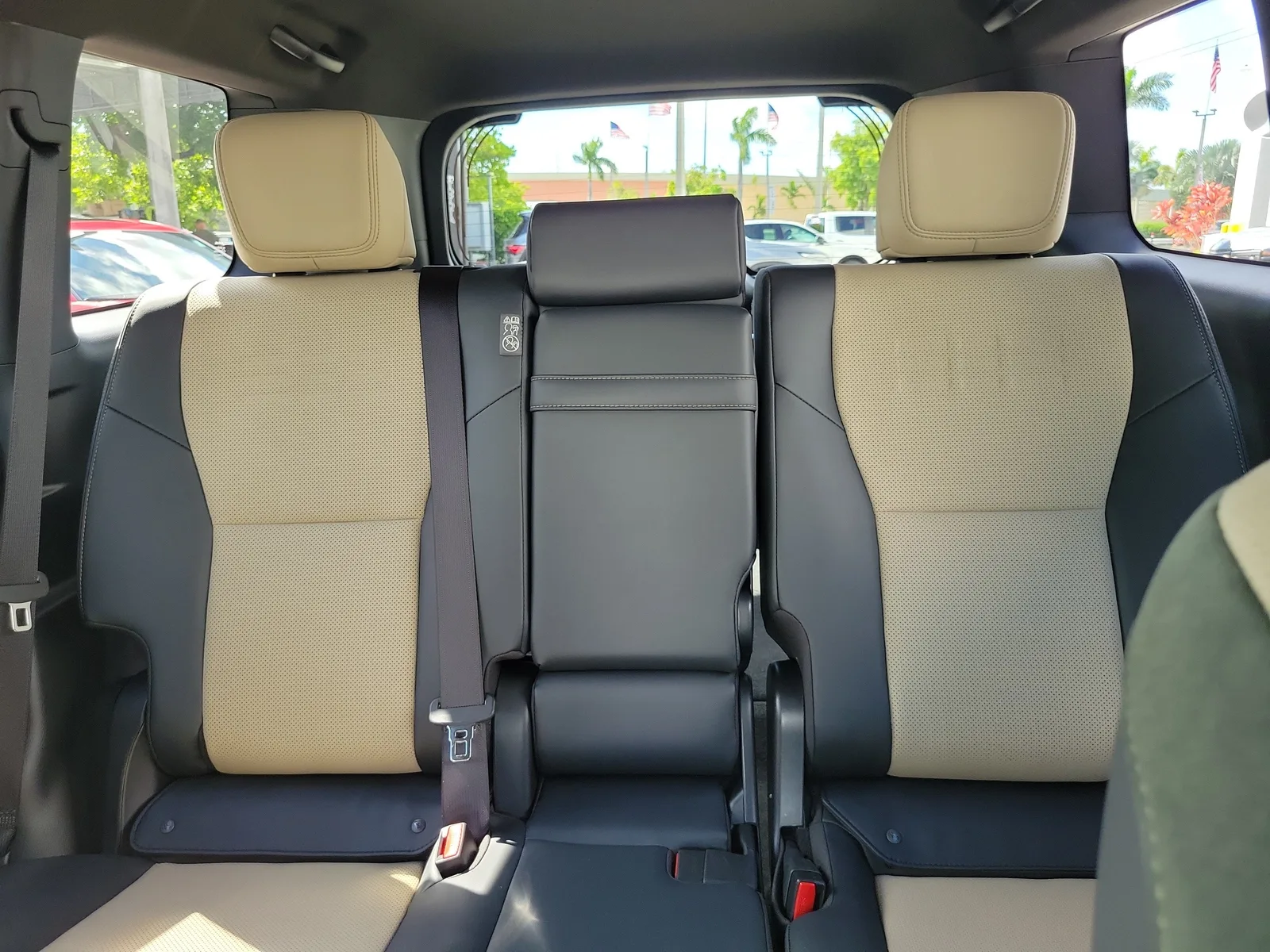 2025 Lexus GX GX 550 Premium photo 17