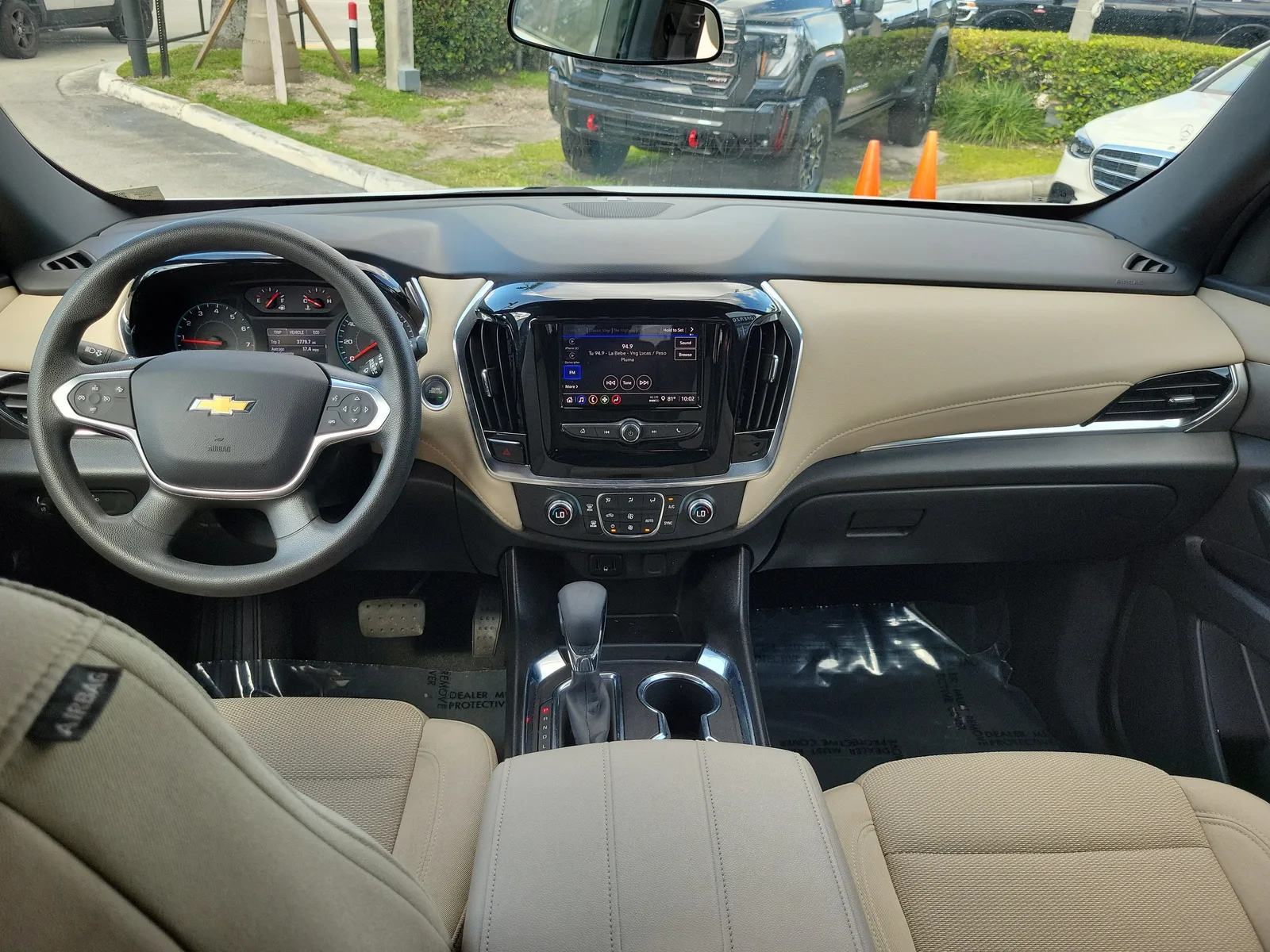 2023 Chevrolet Traverse LS photo 15