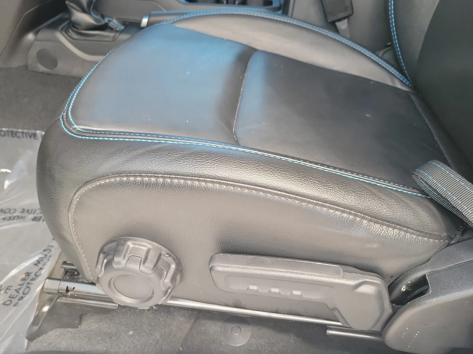 2022 Jeep Wrangler 4xe Unlimited Rubicon photo 13