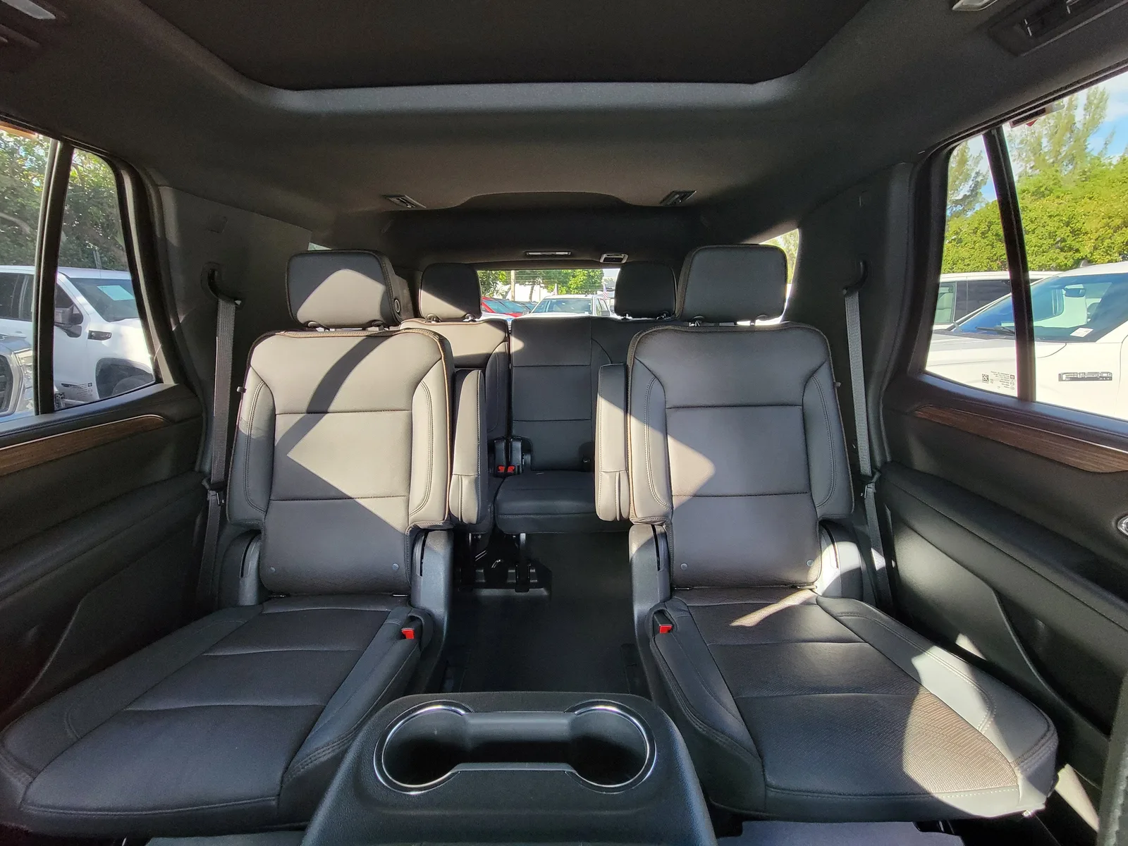 2023 Chevrolet Tahoe High Country photo 16