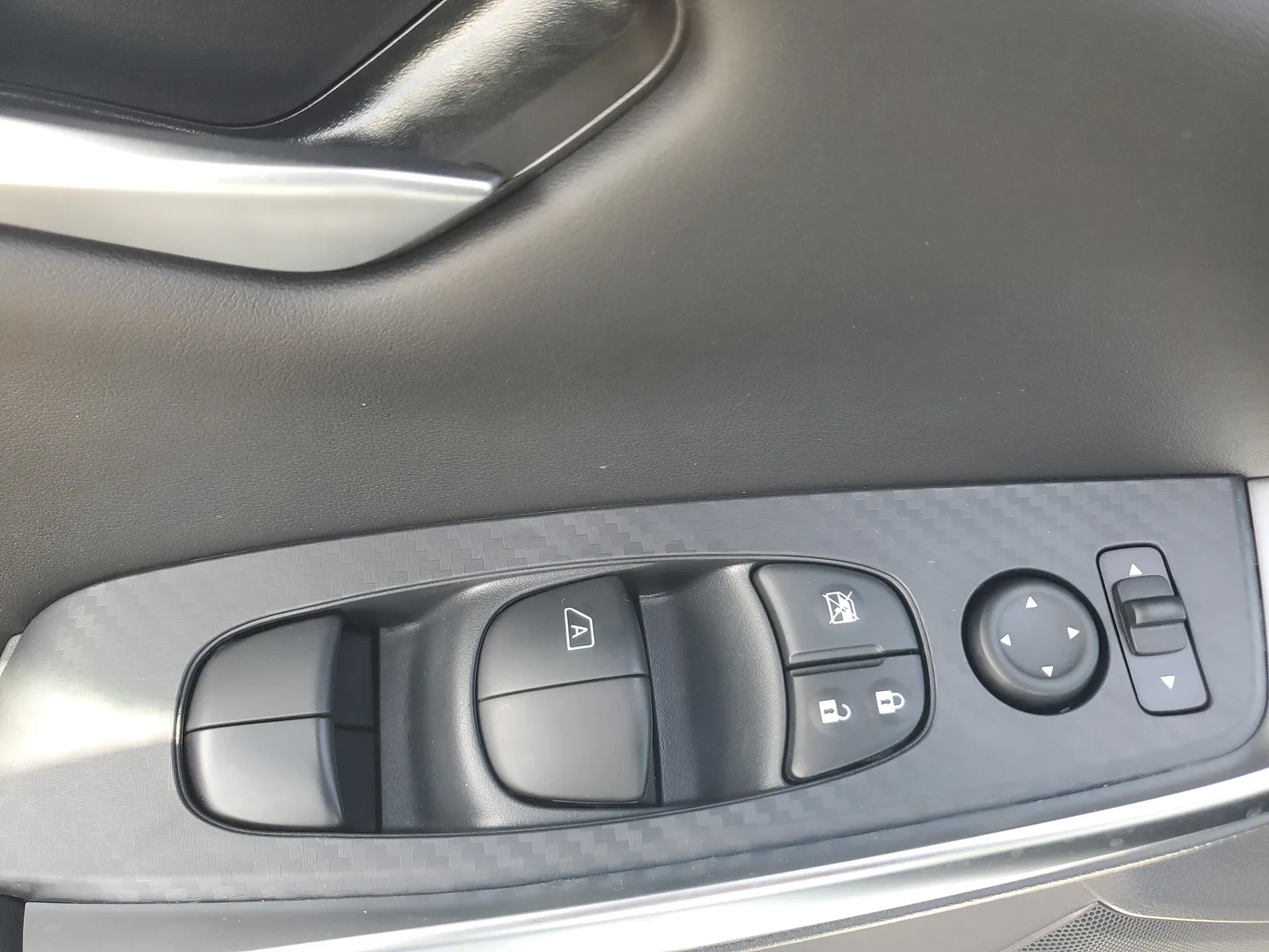 2025 Nissan Sentra SR photo 22
