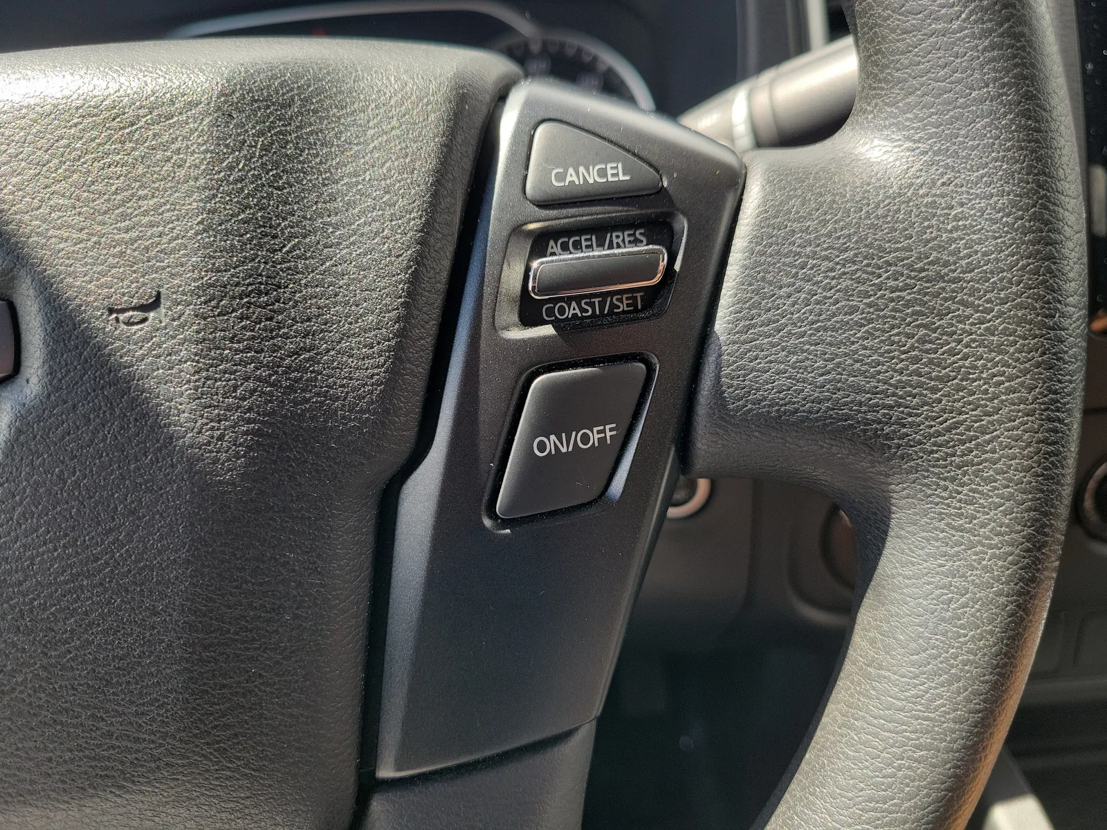 2023 Nissan Frontier SV 4WD photo 21
