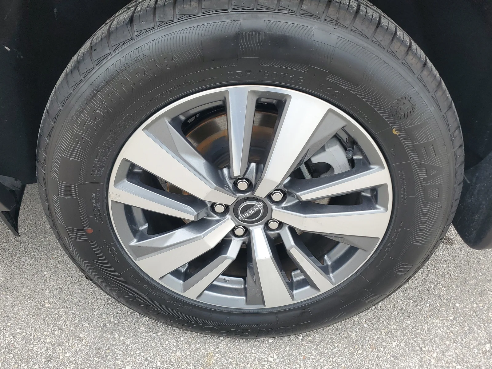 2024 Nissan Pathfinder SL photo 30
