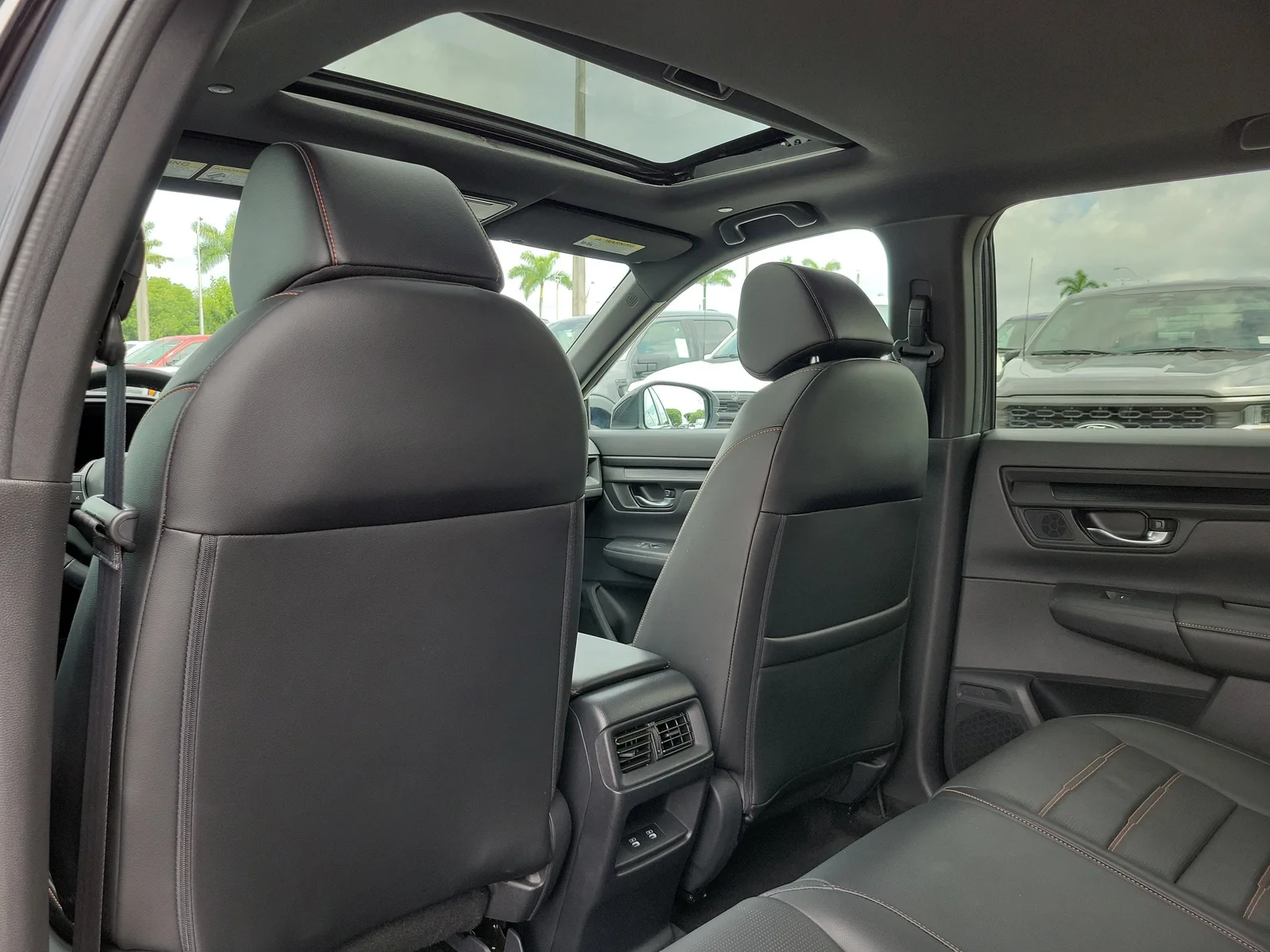 2025 Honda CR-V Hybrid Sport-L photo 14