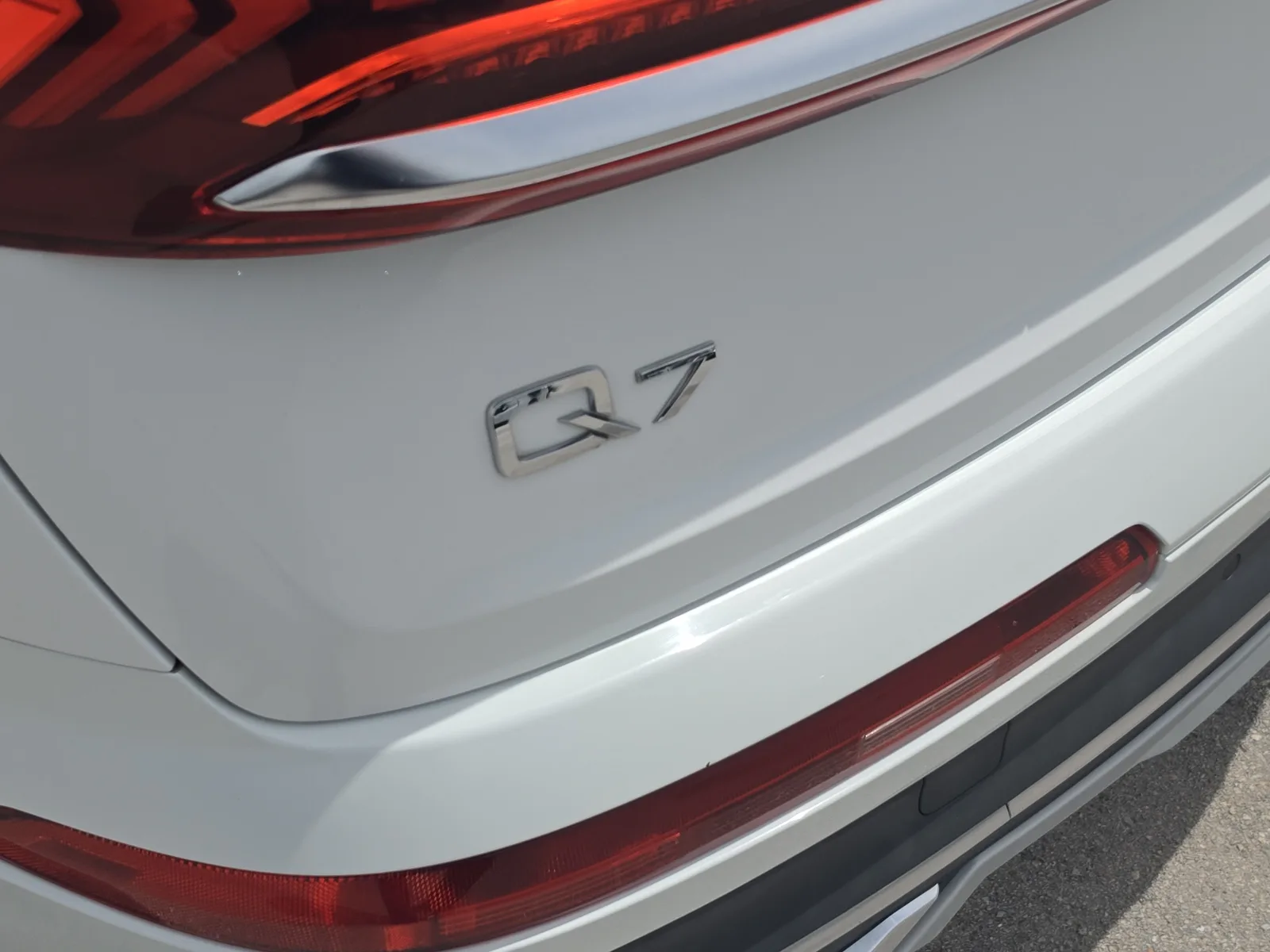 2021 Audi Q7 Premium Plus photo 28
