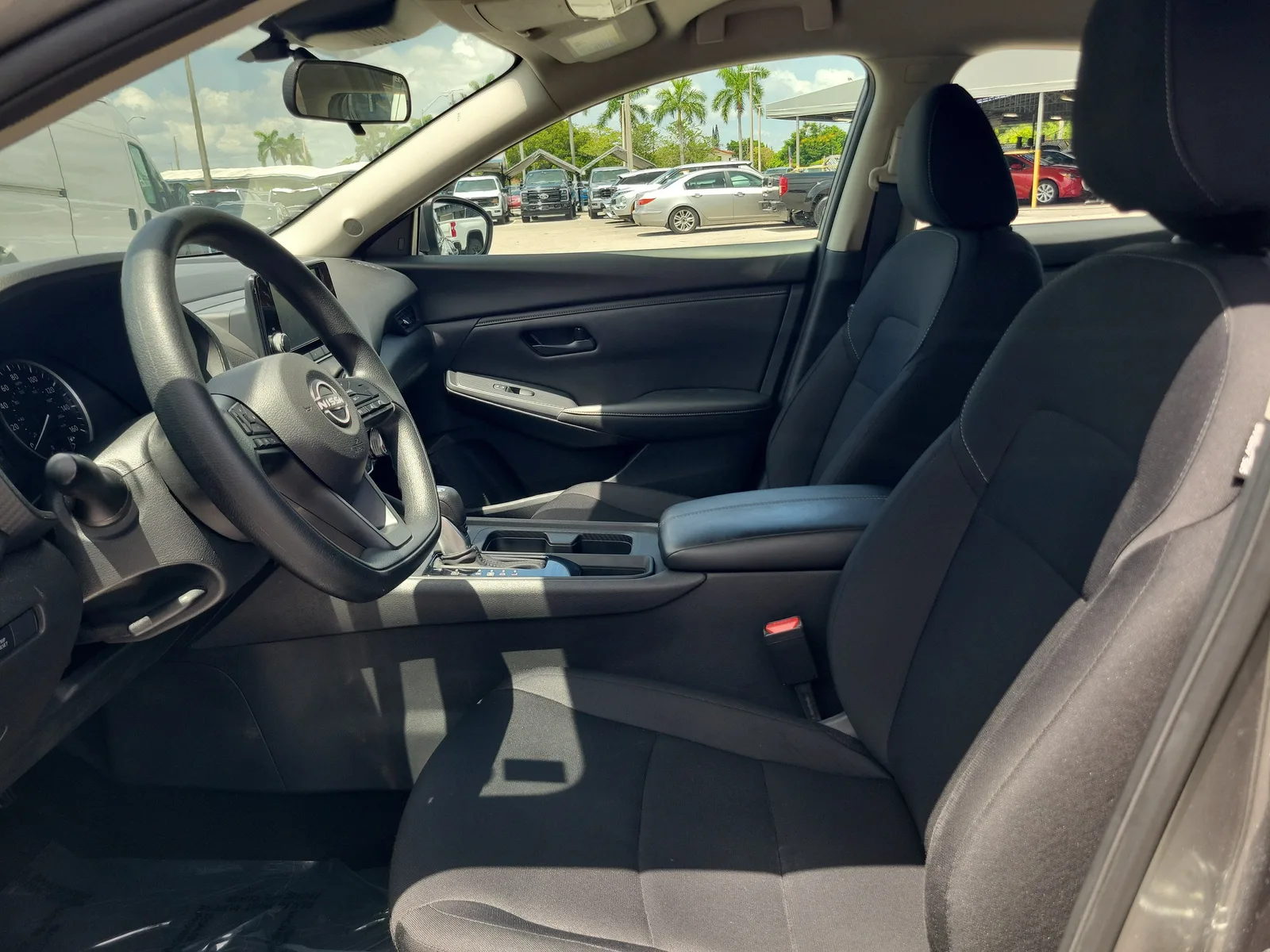 2025 Nissan Sentra S photo 11