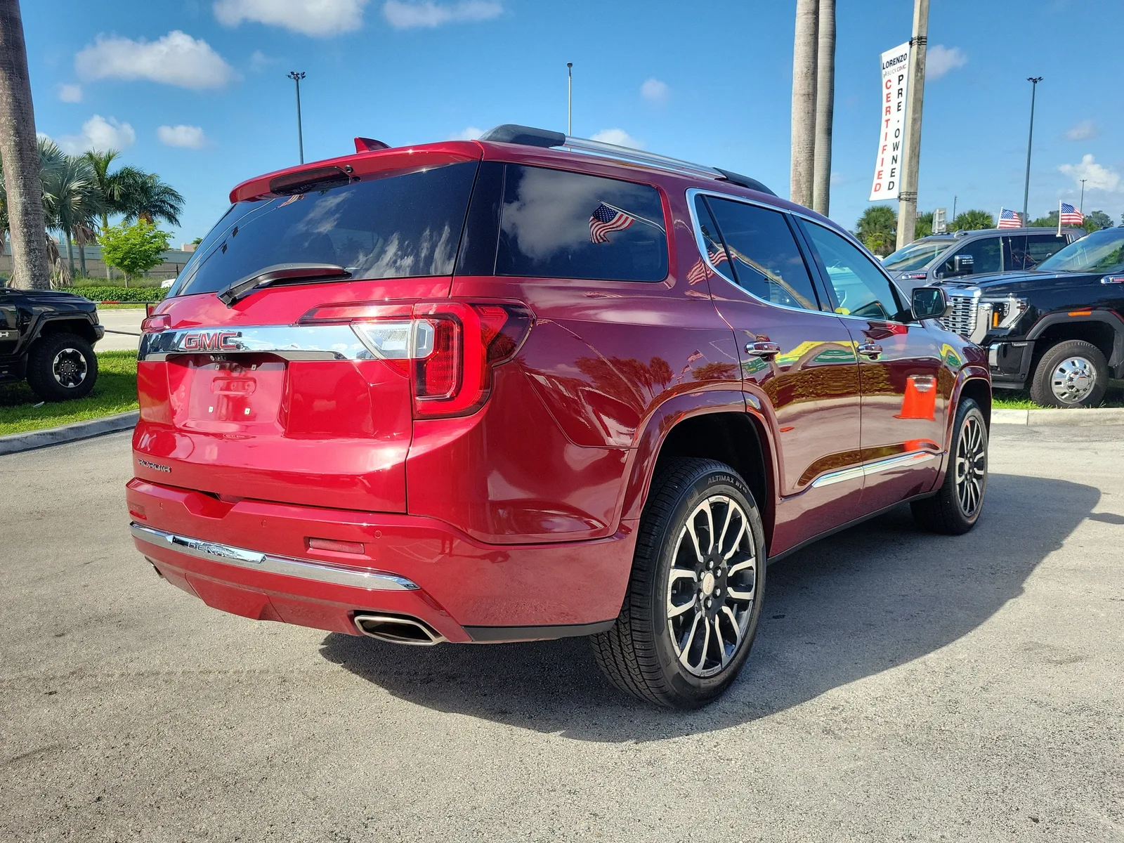 2020 GMC Acadia Denali photo 5