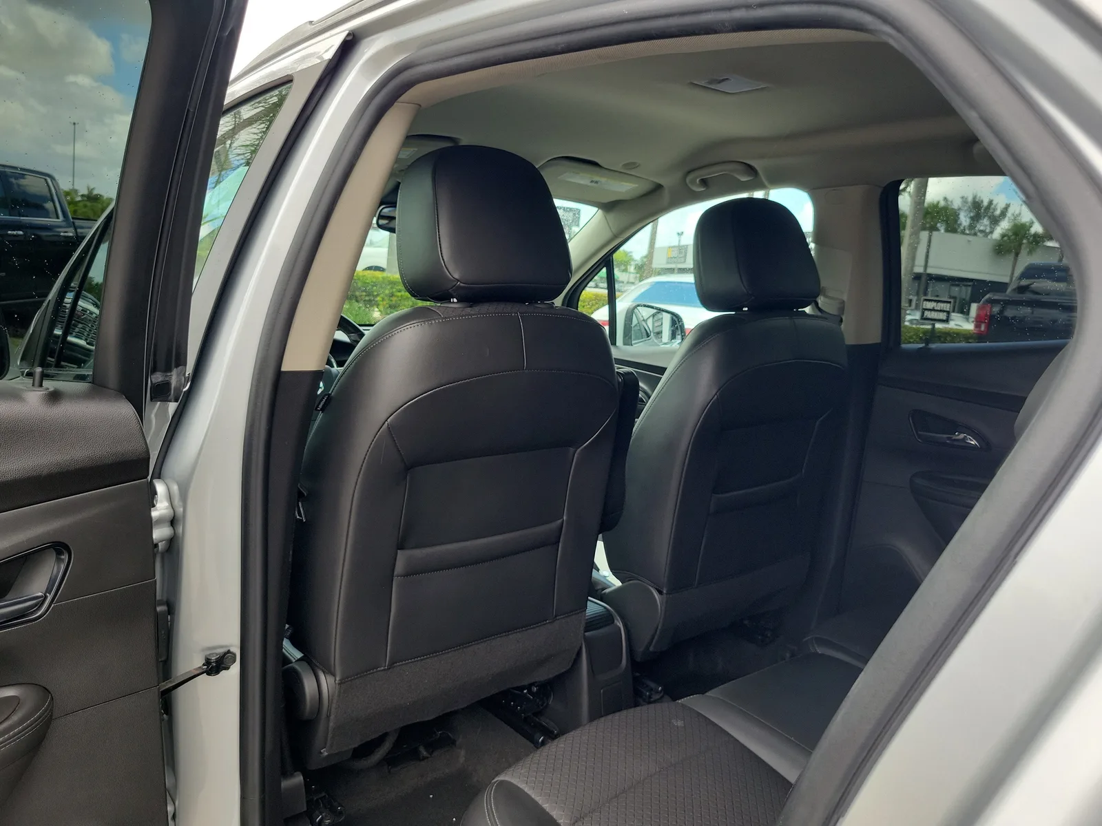 2022 Buick Encore Preferred photo 14
