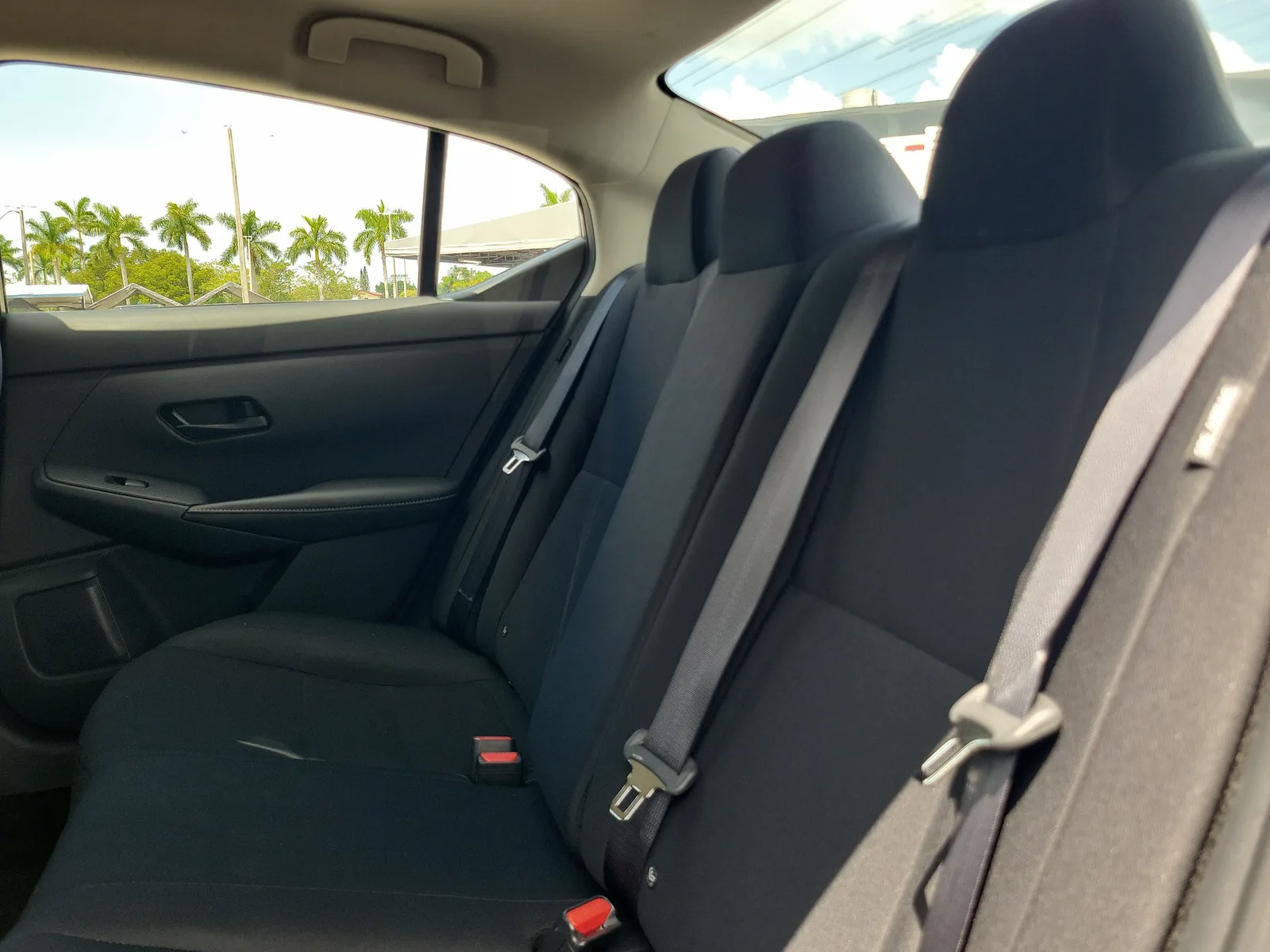 2025 Nissan Sentra S photo 14