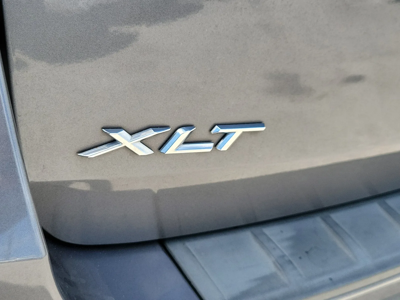 2022 Ford Explorer XLT photo 32