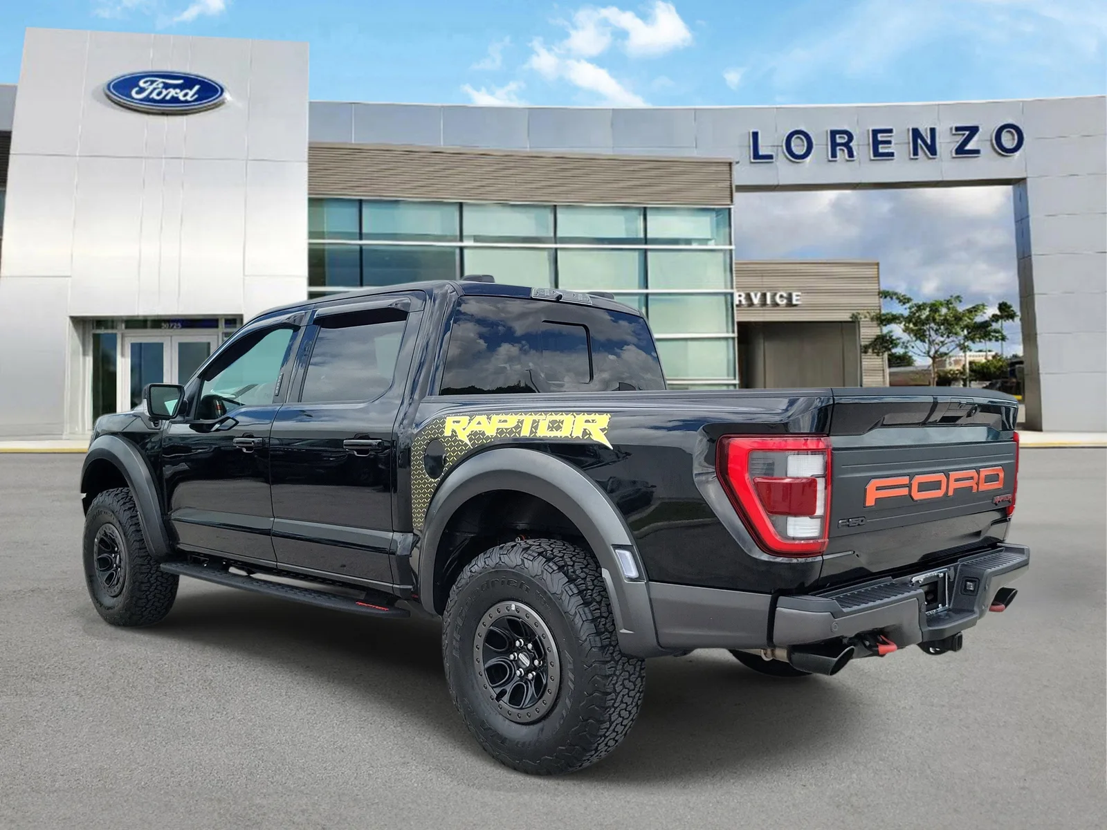 2023 Ford F-150 Raptor 4WD photo 7