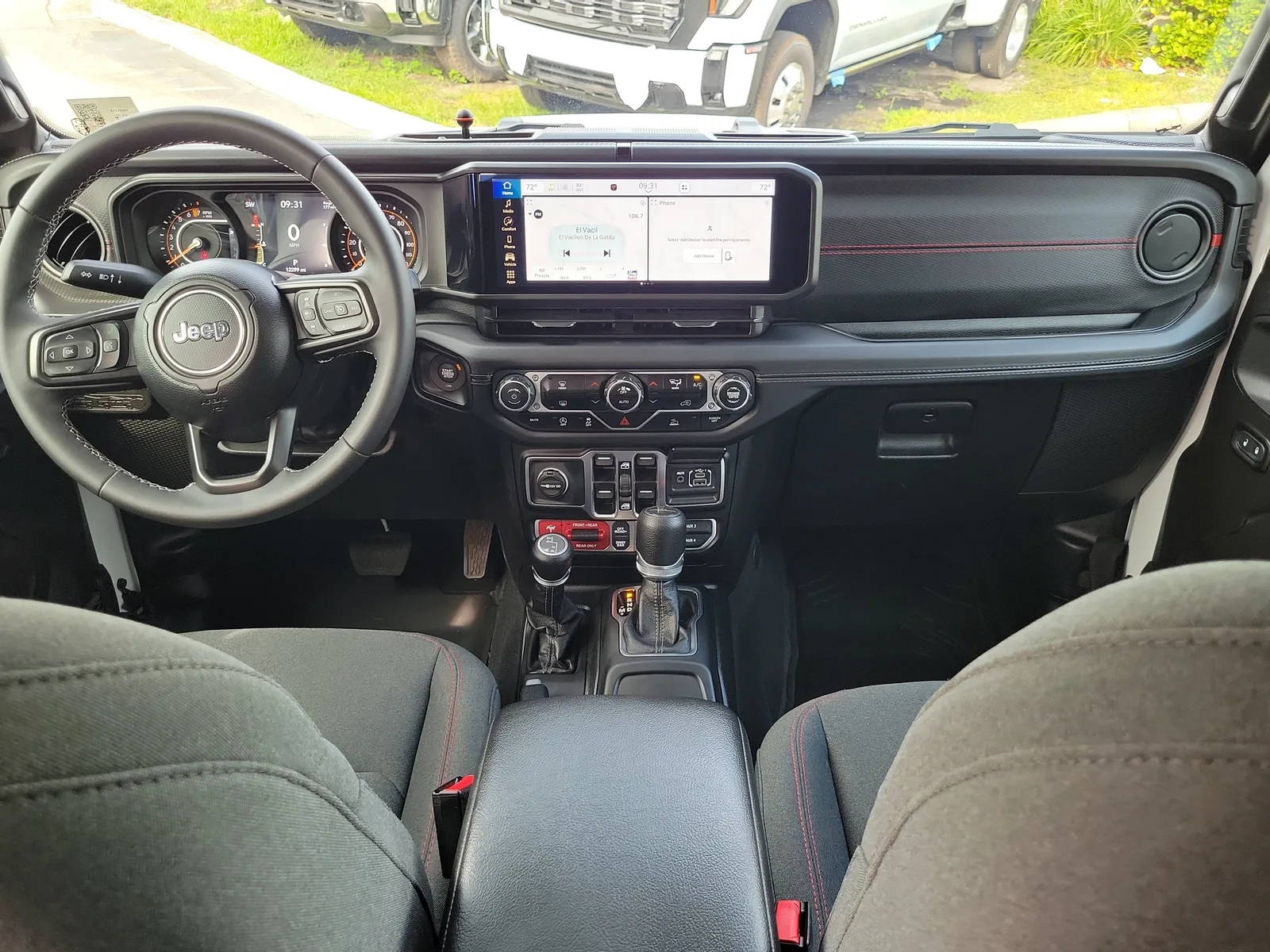 2025 Jeep Gladiator Rubicon photo 15