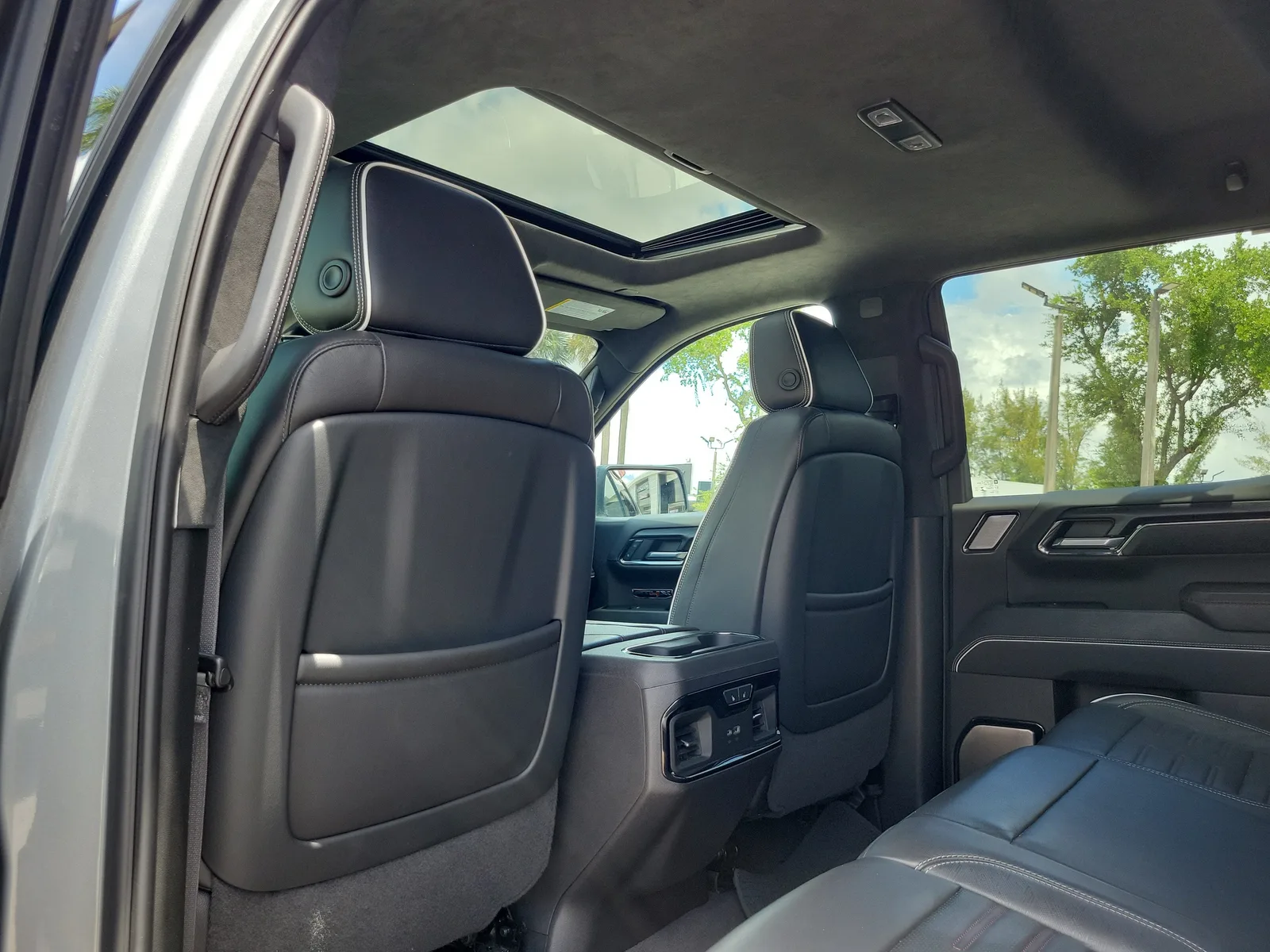 2024 GMC Sierra 1500 AT4X photo 15