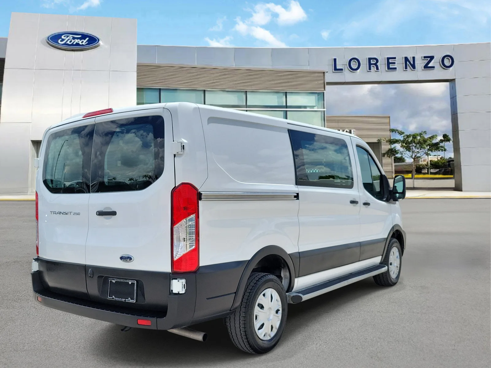 2024 Ford Transit Cargo Van Base photo 5