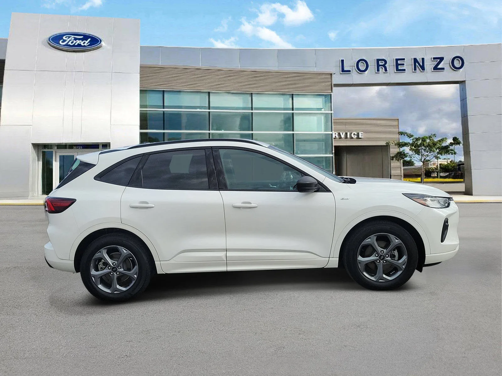 2024 Ford Escape ST-Line photo 4