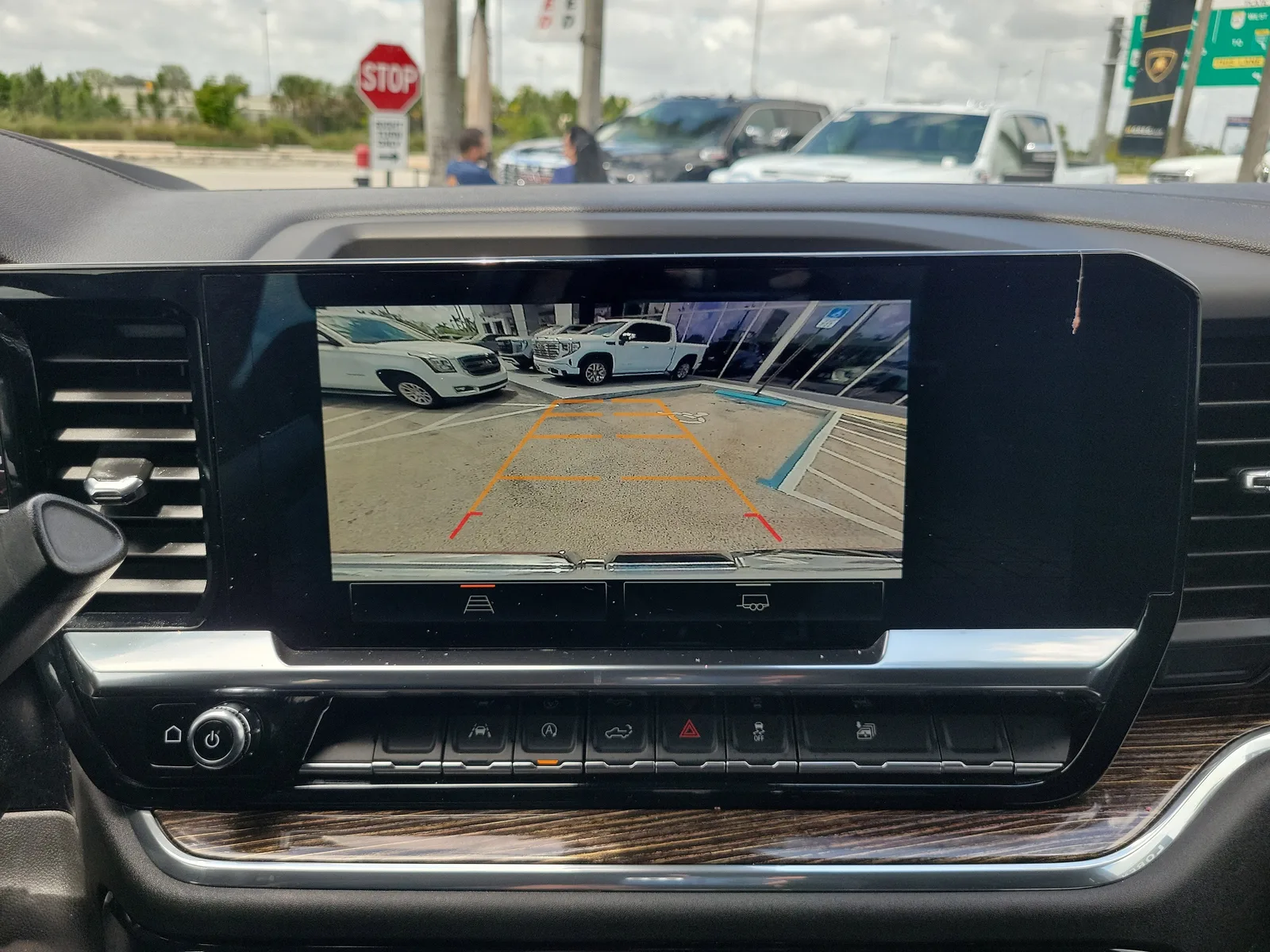 2024 GMC Sierra 1500 Elevation photo 11