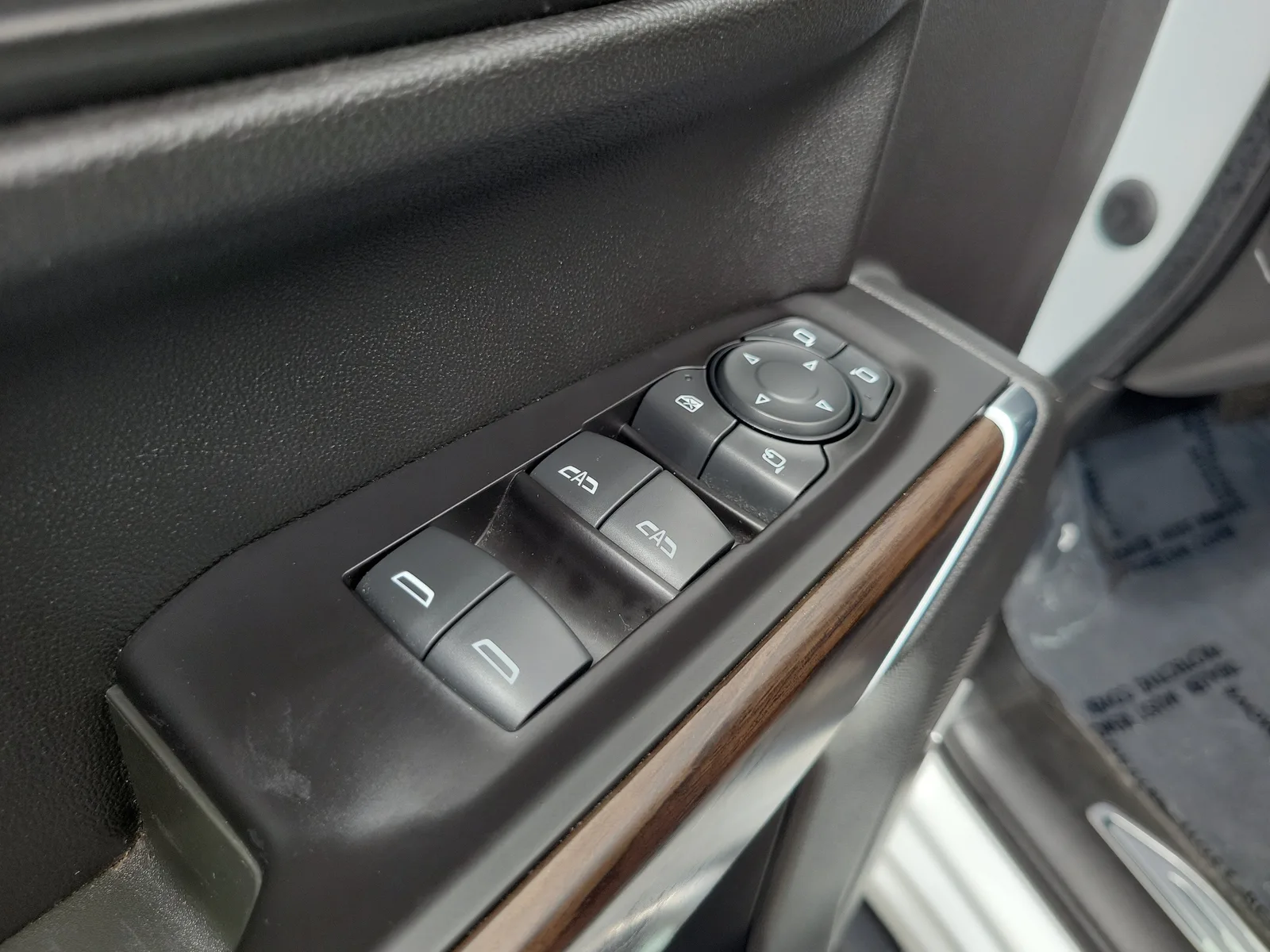 2020 GMC Sierra 1500 SLT photo 25