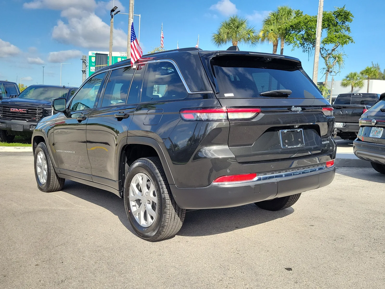 2024 Jeep Grand Cherokee Limited photo 7