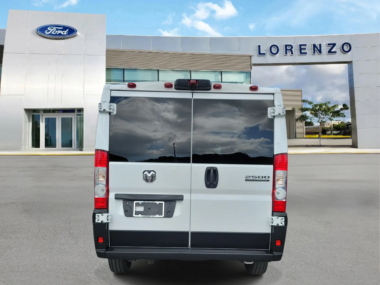 2025 RAM ProMaster Cargo Van Tradesman photo 6