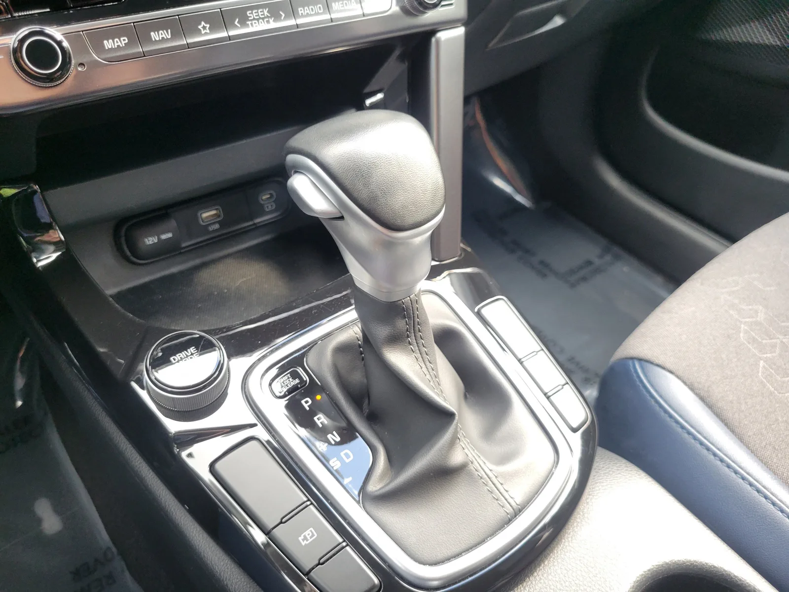 2025 Kia Seltos S photo 21