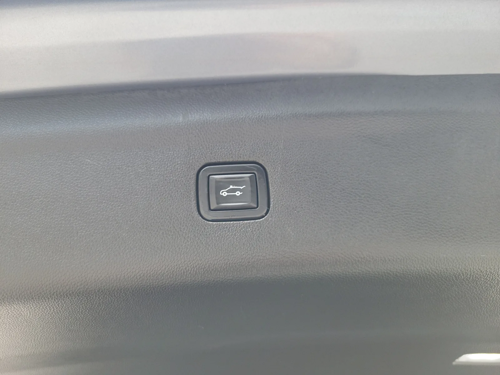2021 Buick Enclave Essence photo 17