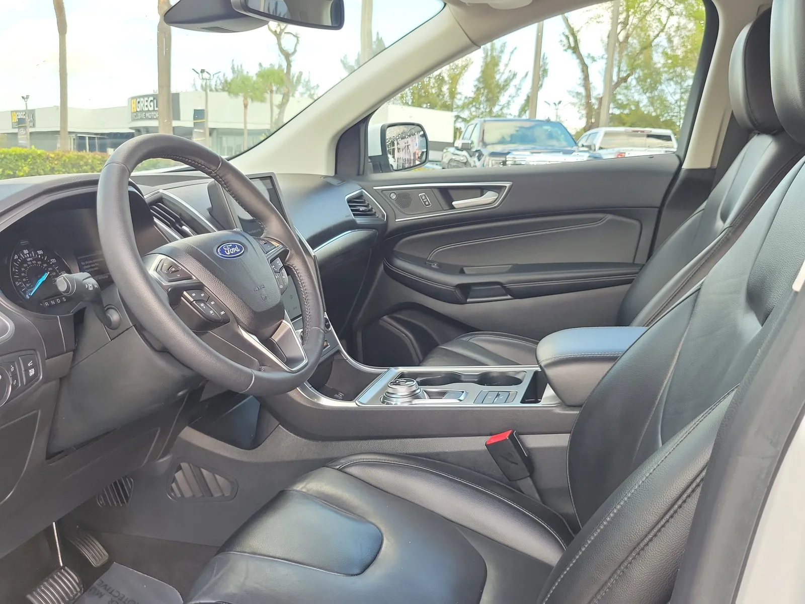 2022 Ford Edge Titanium 4WD photo 12