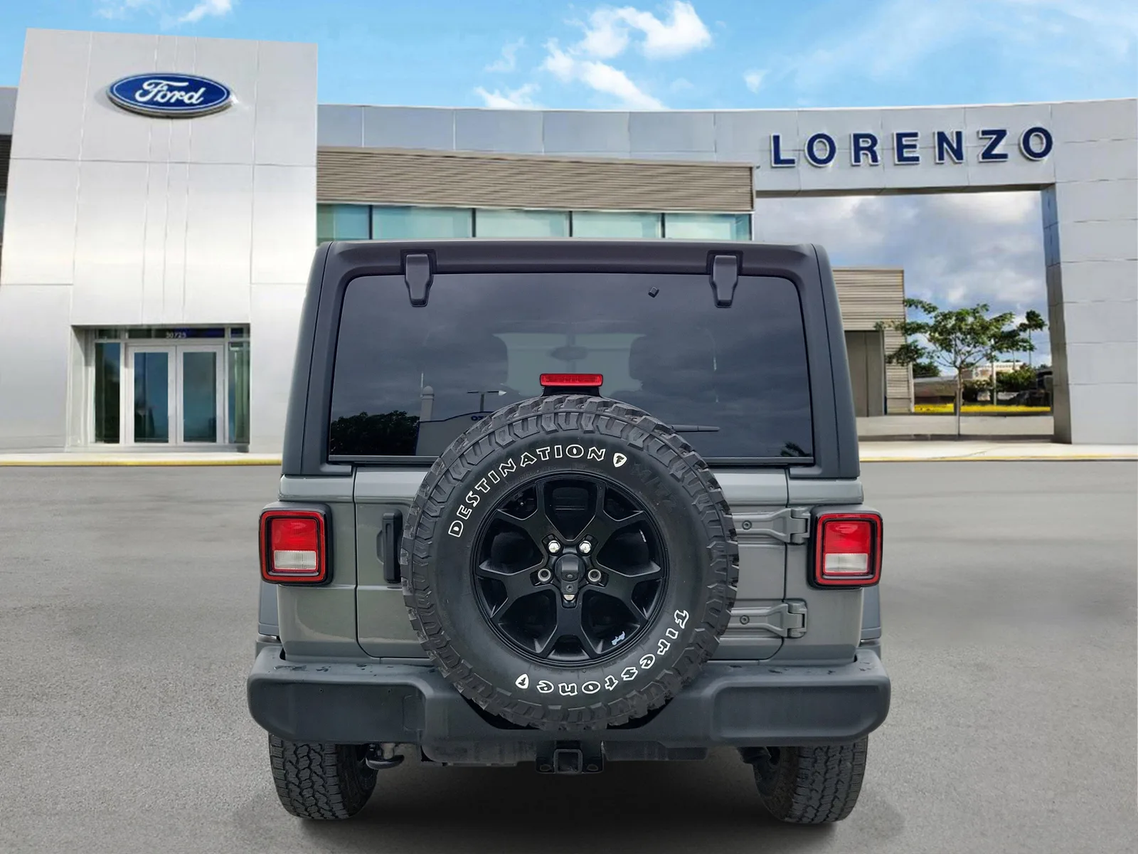 2020 Jeep Wrangler Unlimited Willys 4WD Diesel photo 6