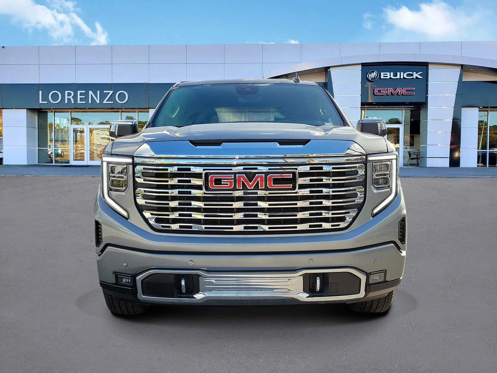 2026 GMC Sierra 1500 Denali photo 2