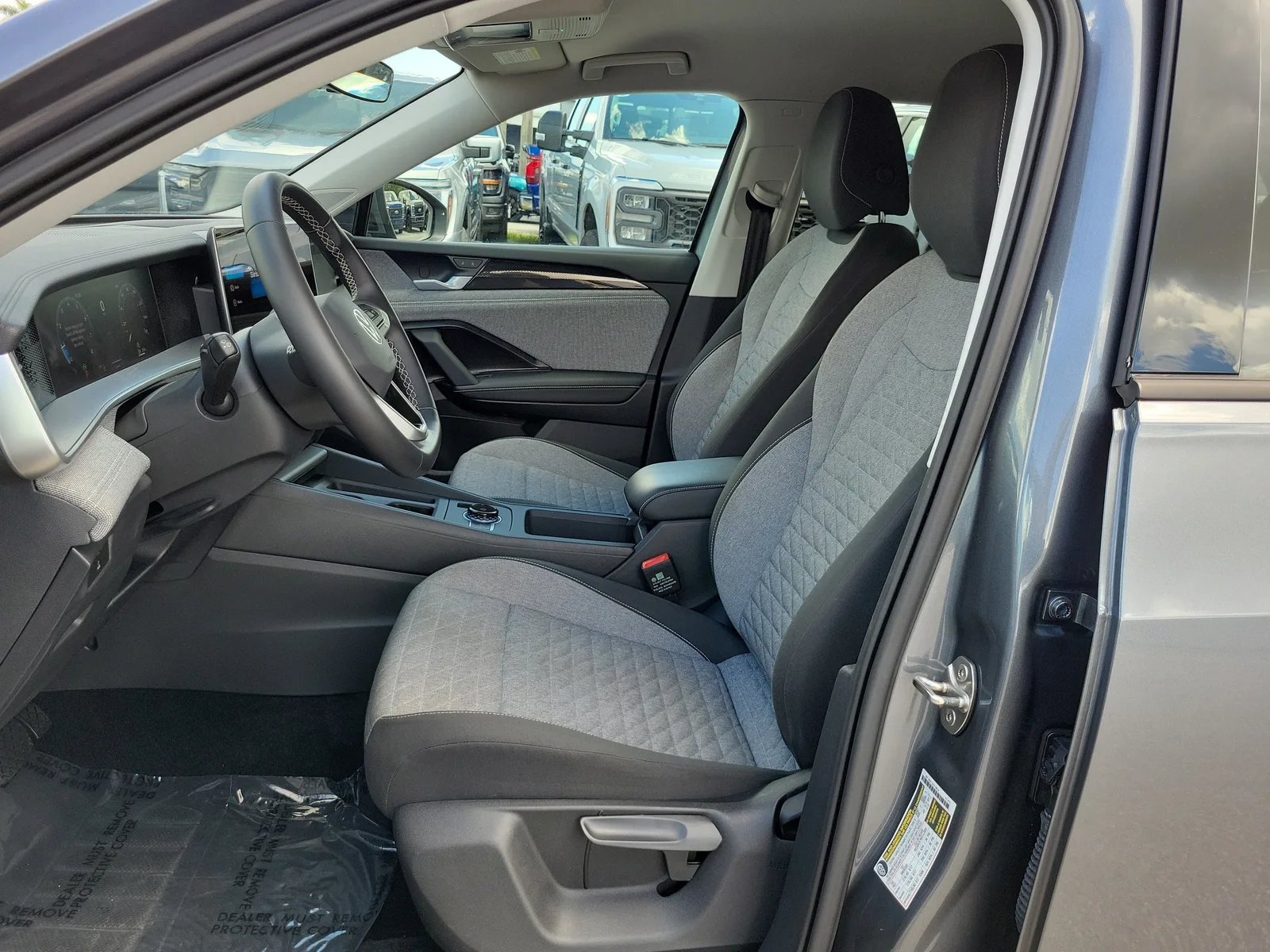 2025 Volkswagen Tiguan S photo 17