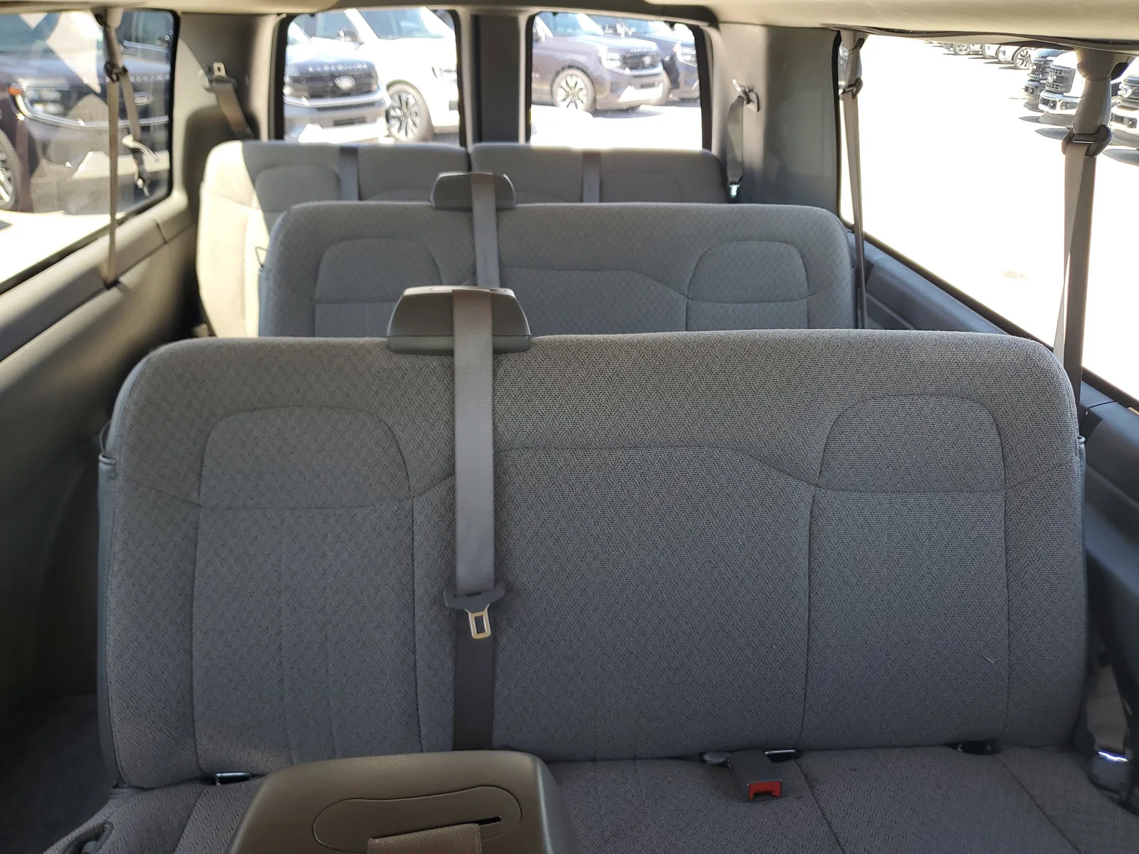2025 Chevrolet Express Passenger LT photo 14