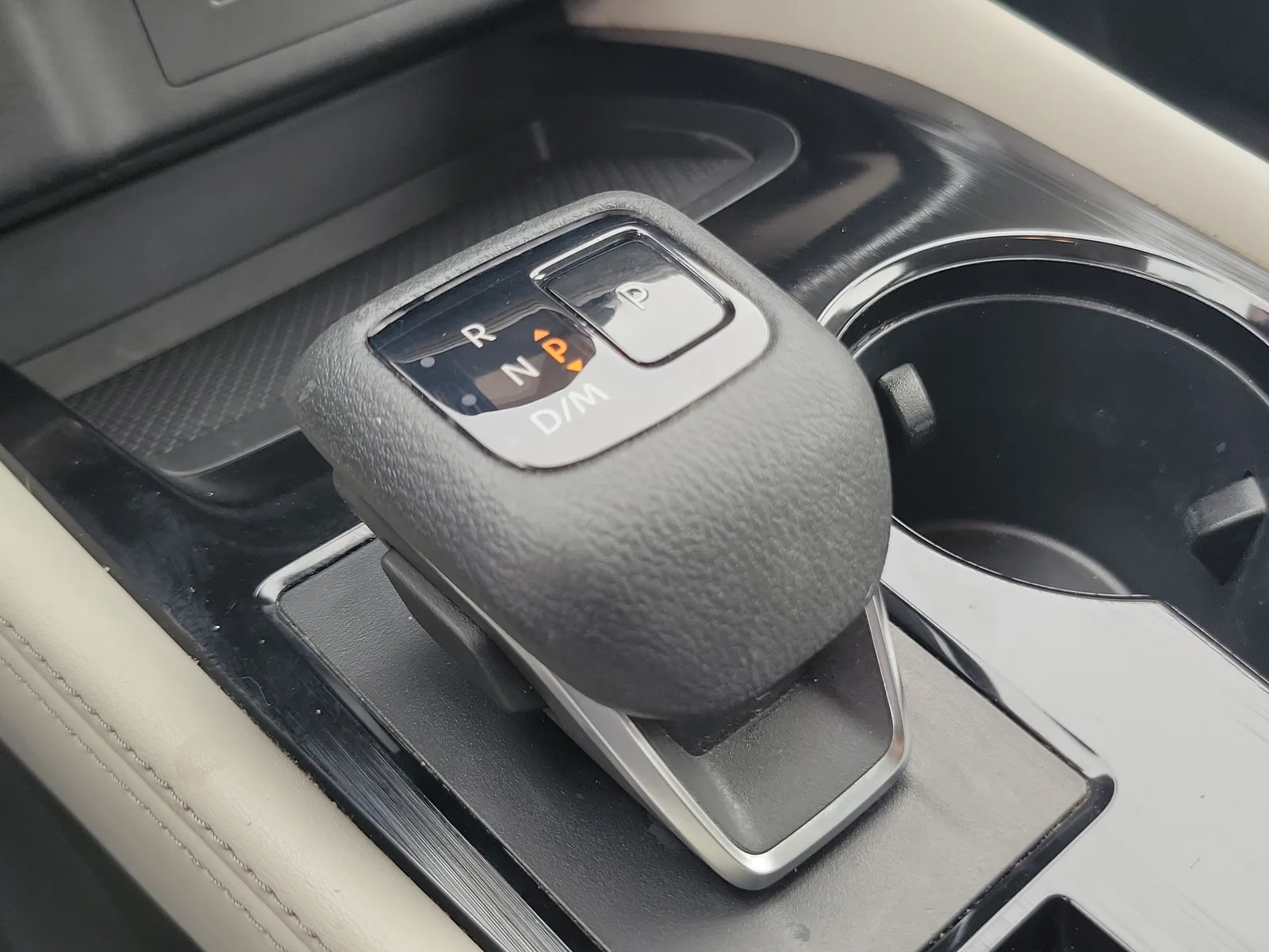 2022 Nissan Rogue SL photo 27