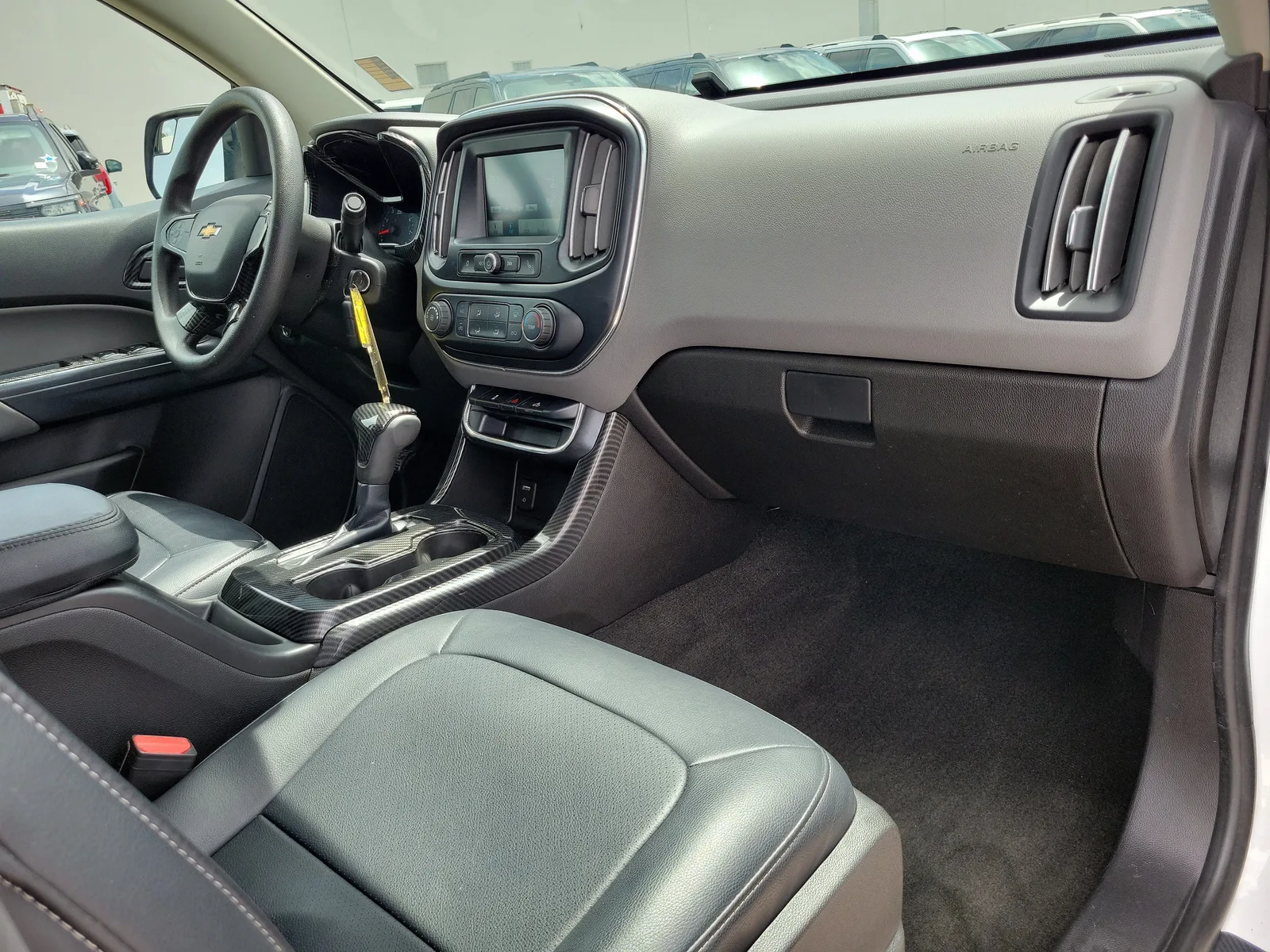 2018 Chevrolet Colorado 2WD Work Truck photo 17