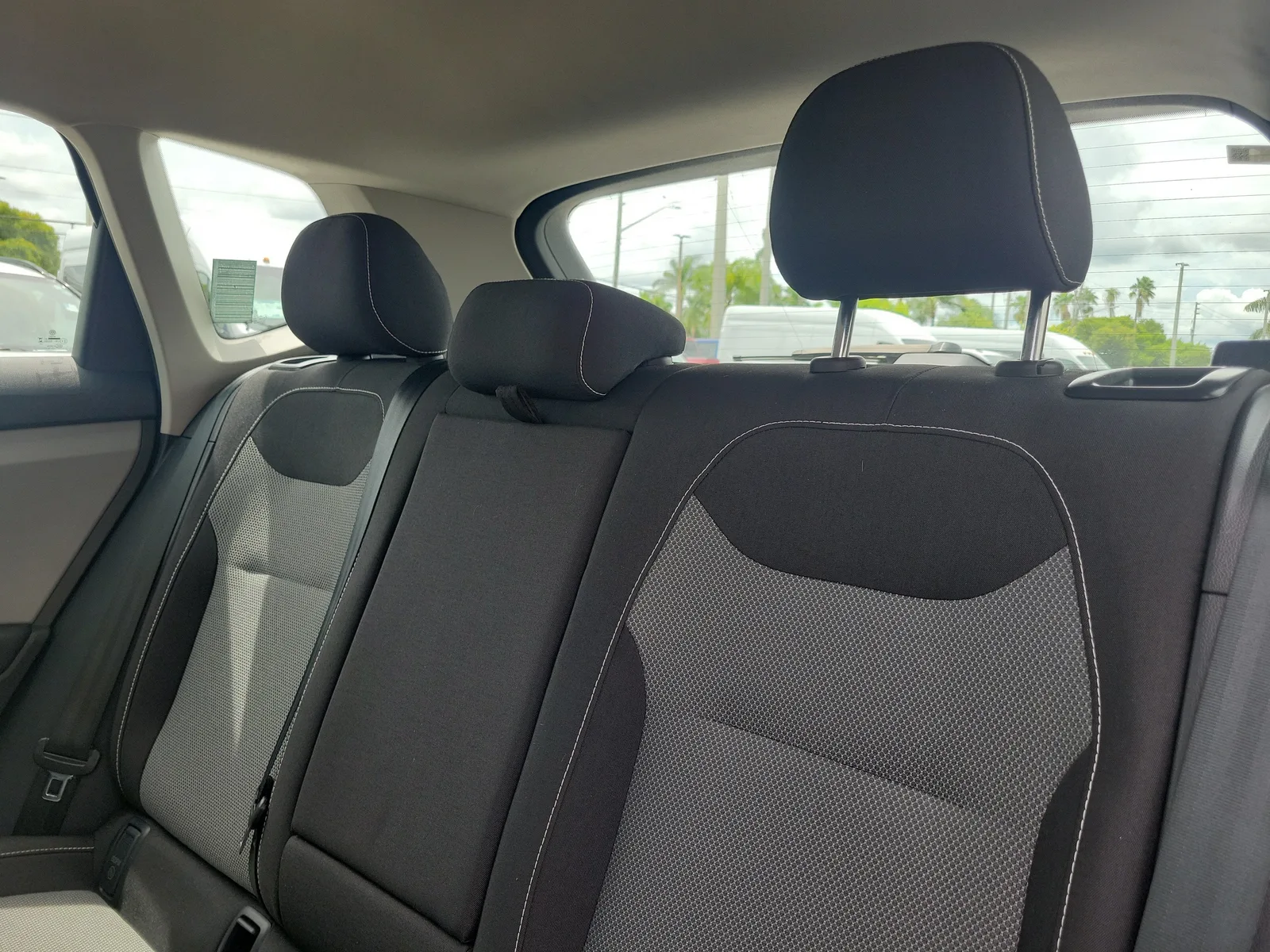 2023 Volkswagen Taos S photo 15
