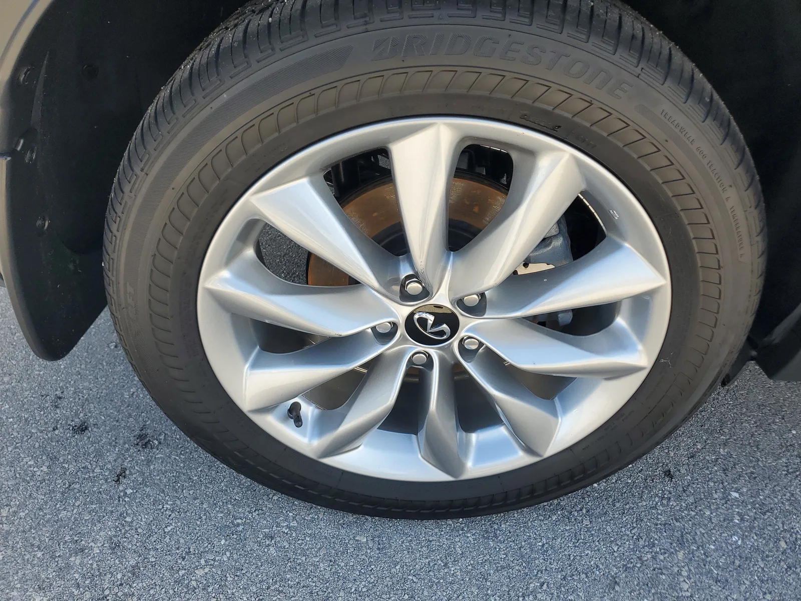2022 INFINITI QX50 ESSENTIAL photo 28