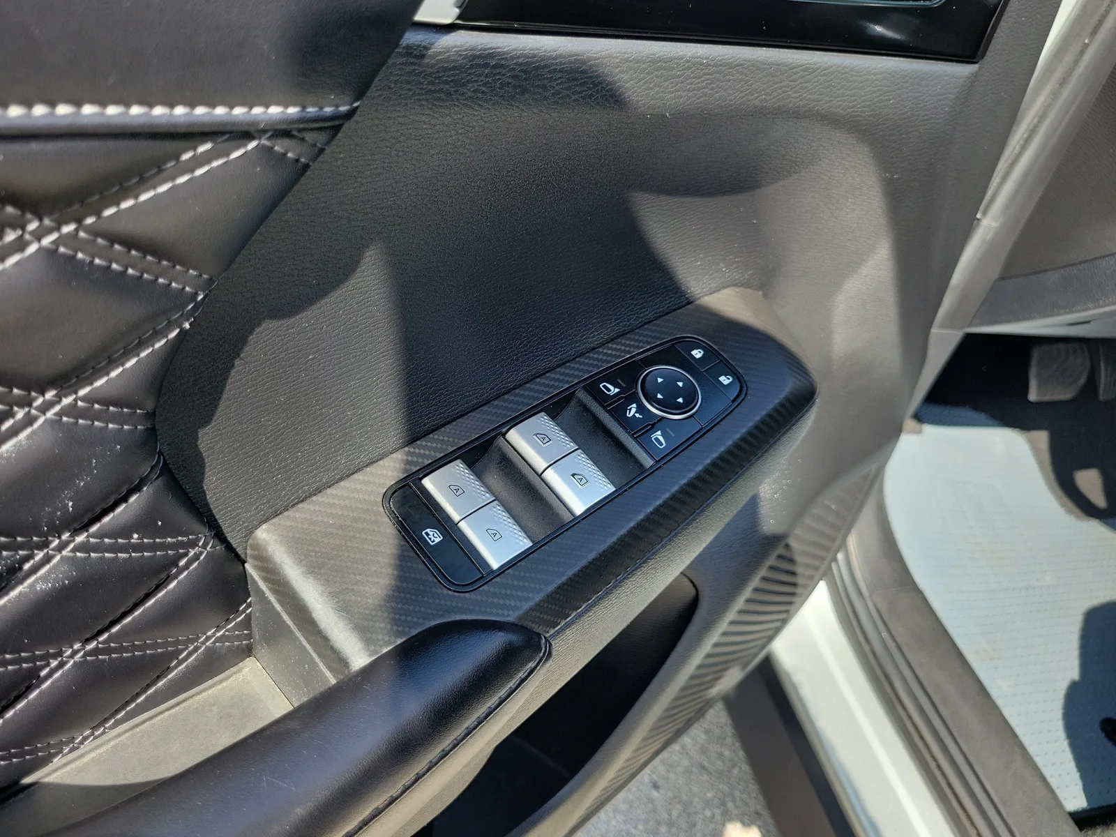 2022 Mitsubishi Outlander SEL photo 23