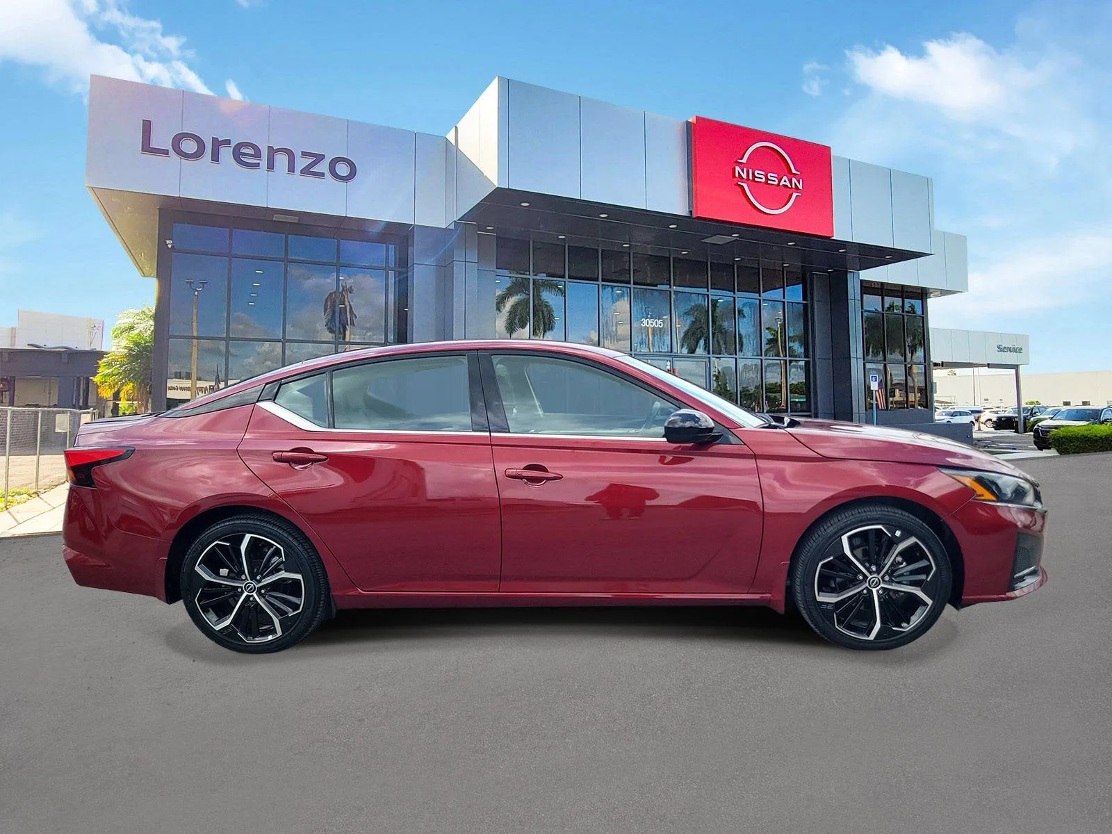 2024 Nissan Altima 2.5 SR photo 4