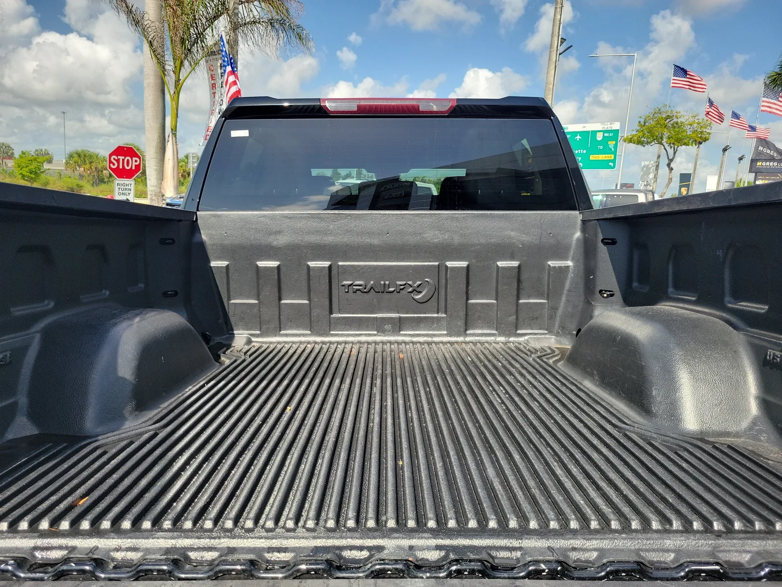 2023 GMC Sierra 1500 Elevation photo 27