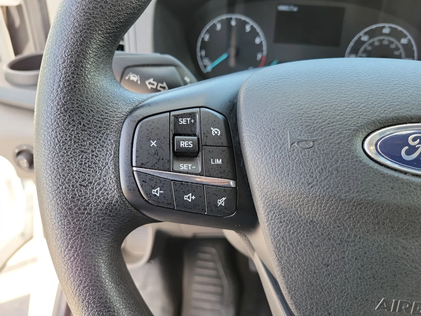 2025 Ford Transit Cargo Van Base photo 23