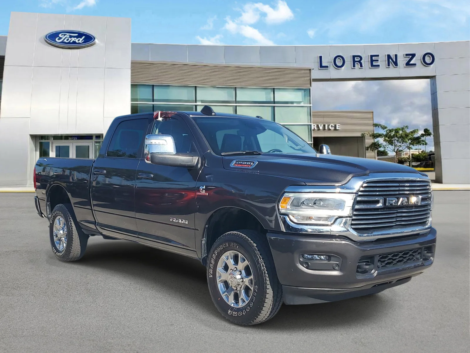 2024 RAM 2500 Laramie 4WD Diesel photo 3