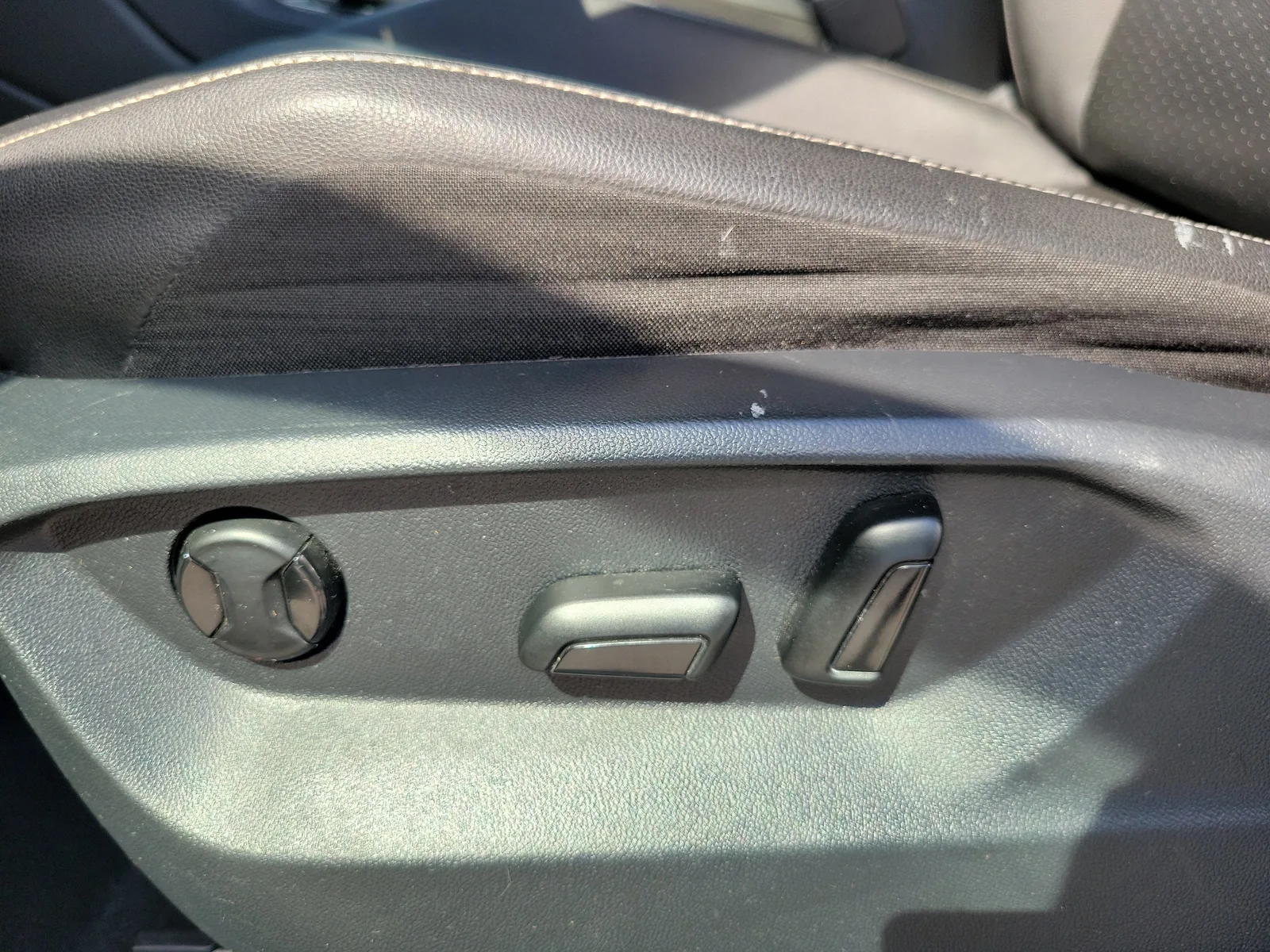 2021 Volkswagen Tiguan SE photo 12