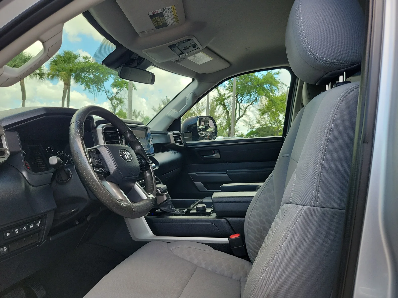2022 Toyota Tundra 2WD SR5 photo 15