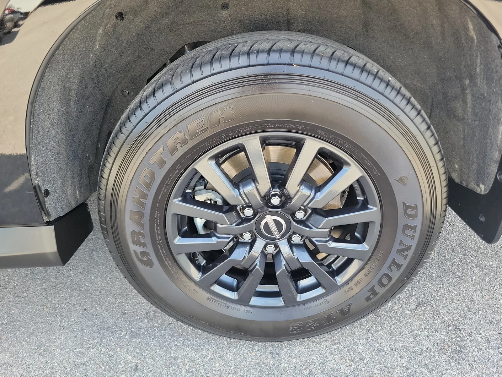 2026 Nissan Armada SV photo 30