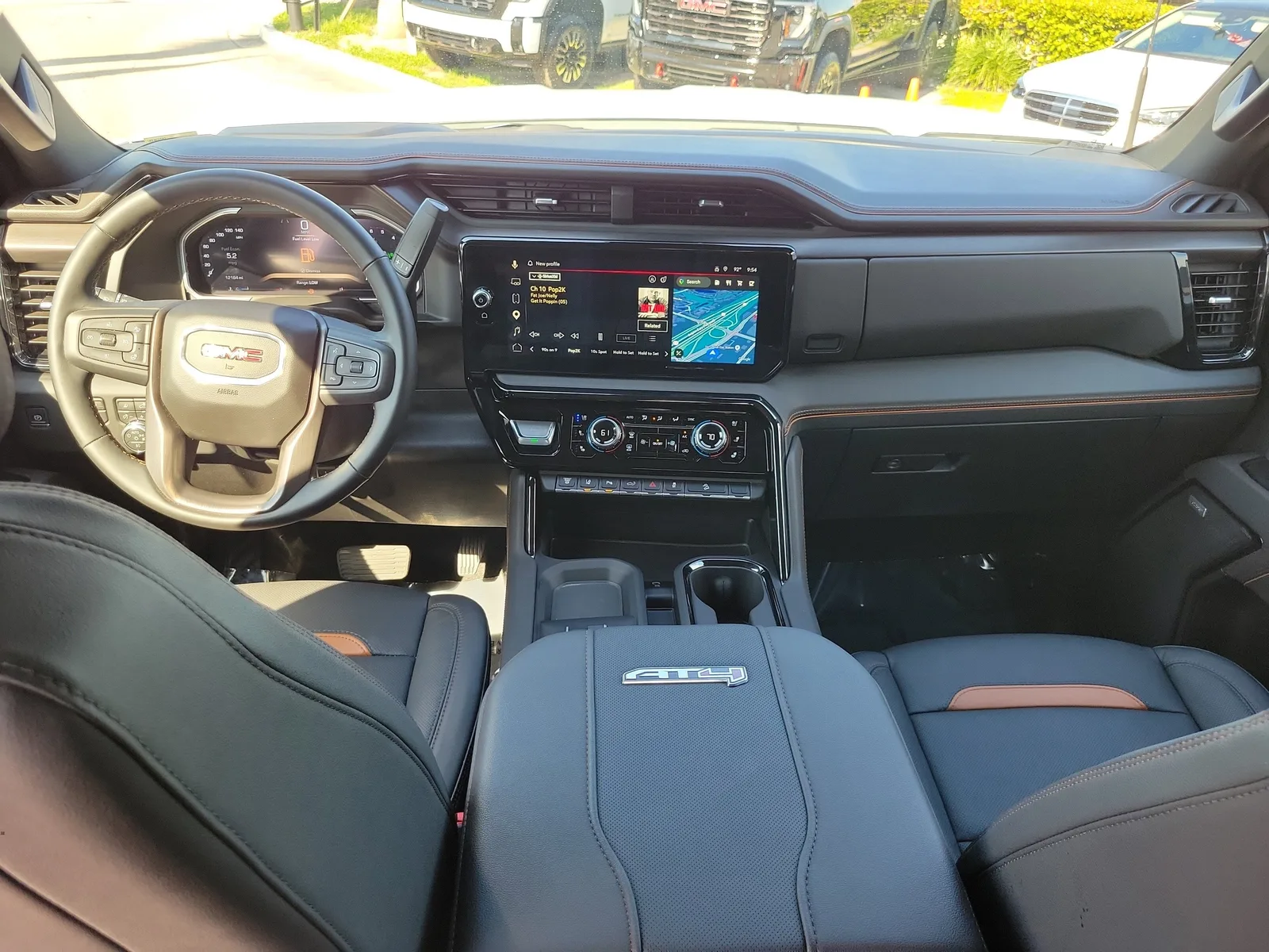 2026 GMC Sierra 2500 HD AT4 photo 17