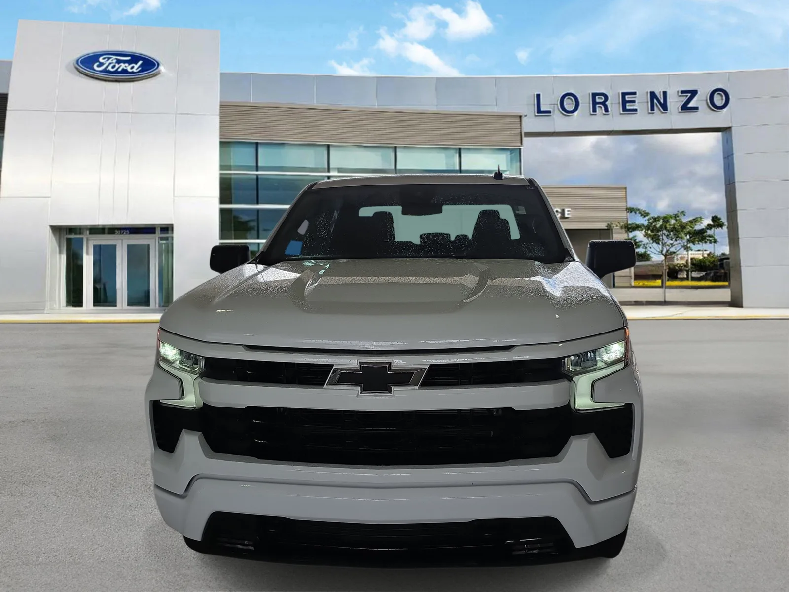 2026 Chevrolet Silverado 1500 RST photo 2
