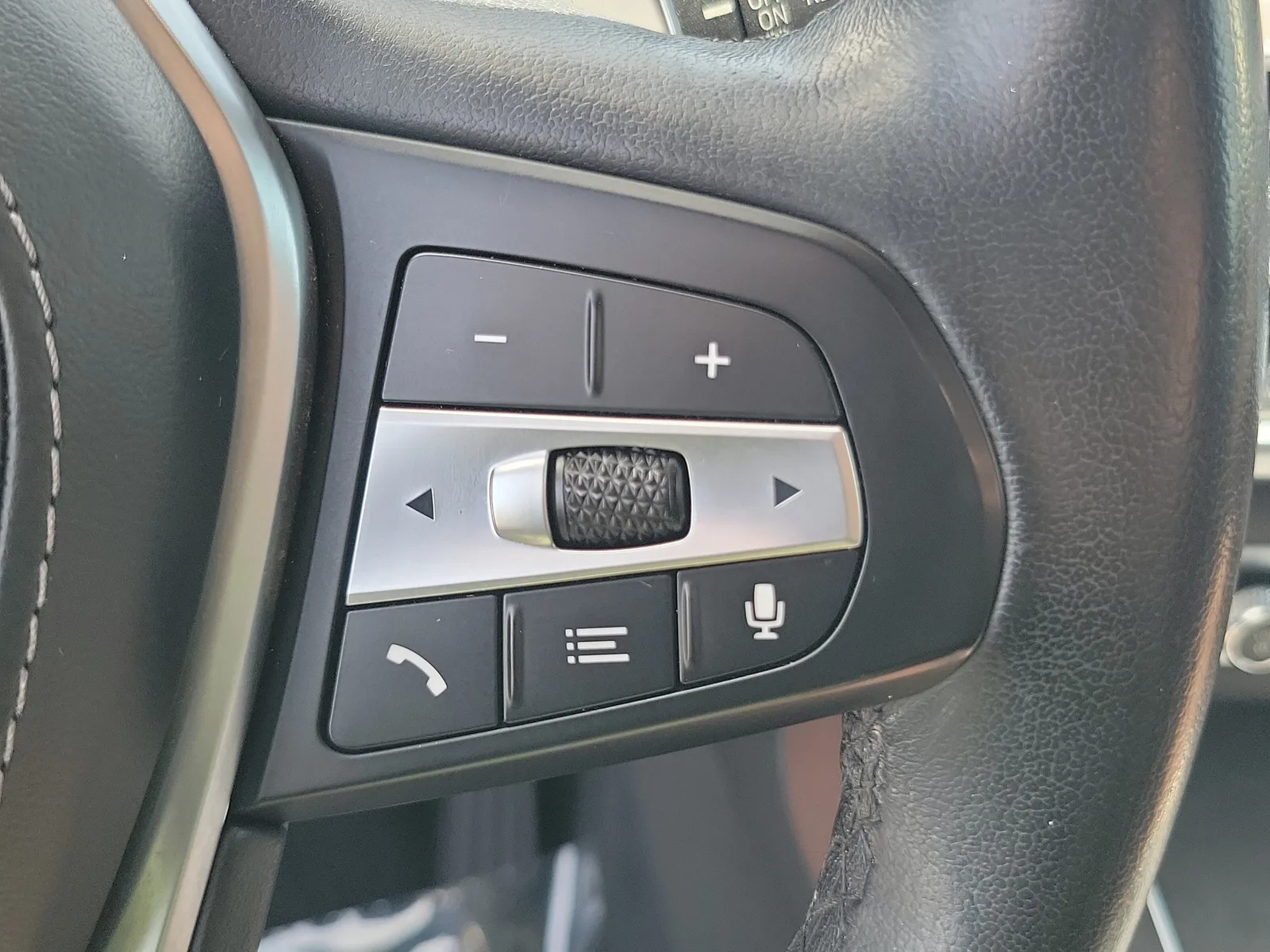 2021 BMW X5 sDrive40i photo 24