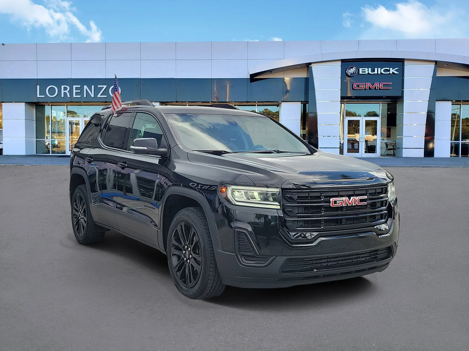 2023 GMC Acadia SLE photo 3