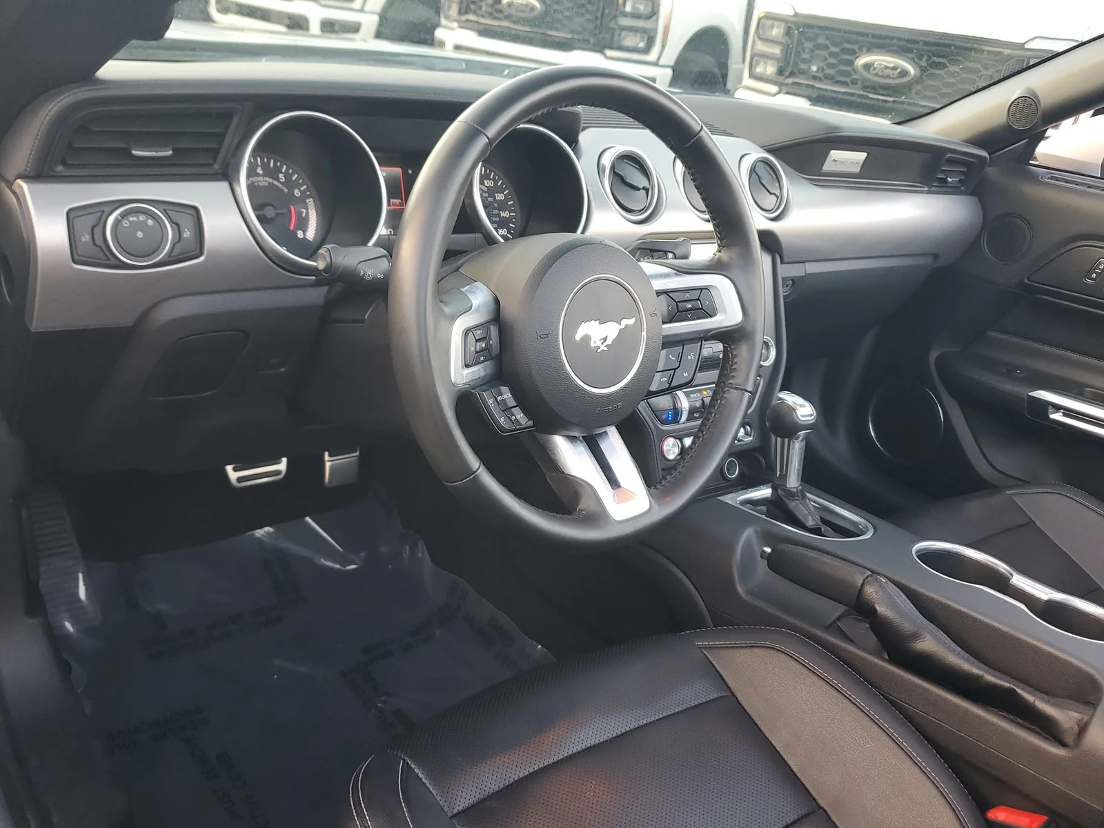 2023 Ford Mustang EcoBoost Premium photo 10