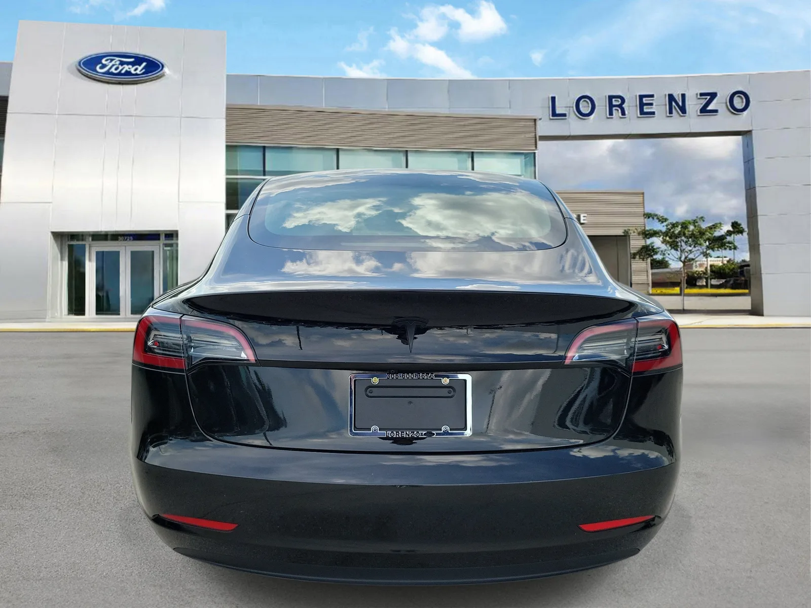 2023 Tesla Model 3 Base photo 2