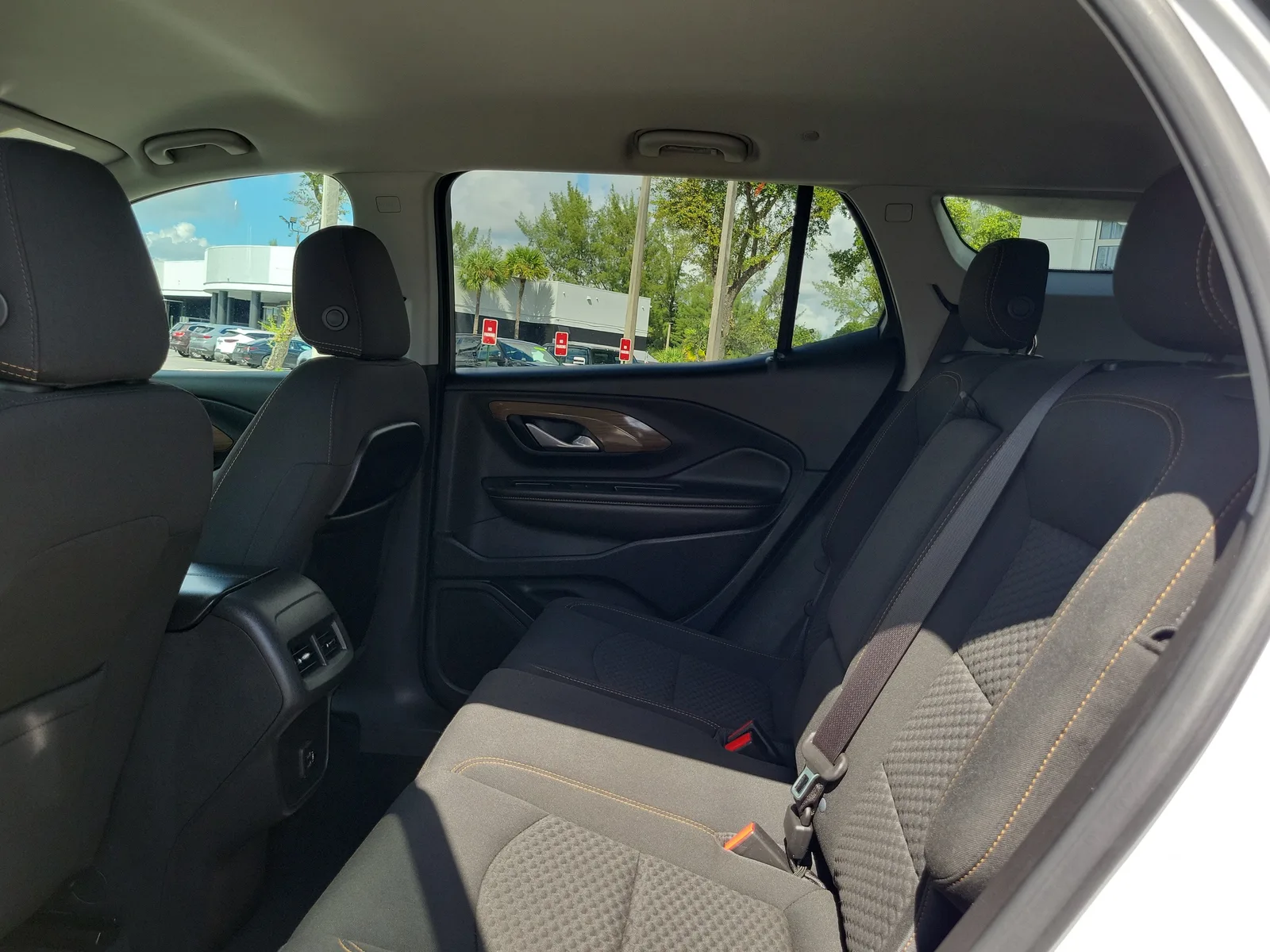 2020 GMC Terrain SLE photo 12